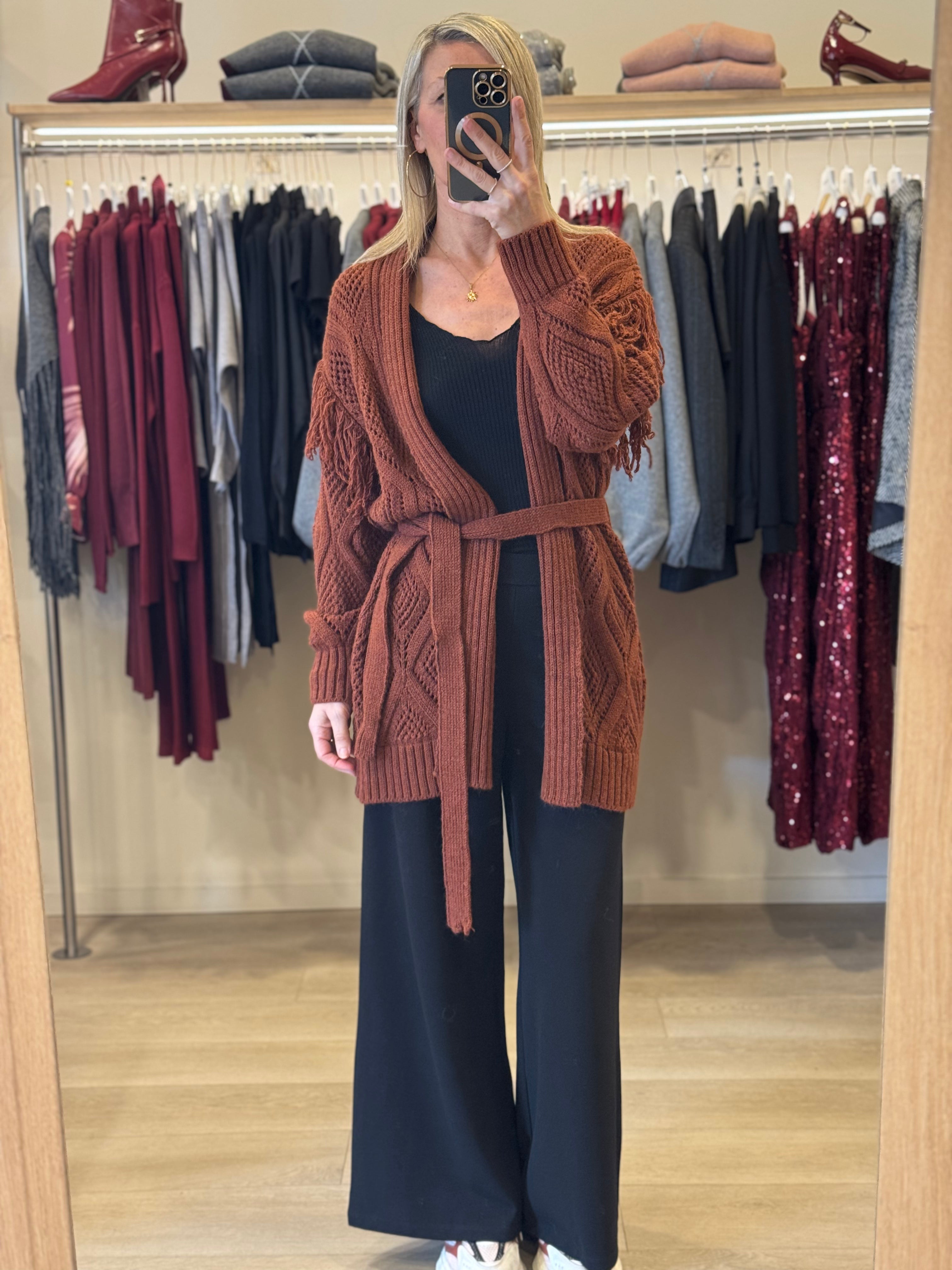 Cardigan traforato frange