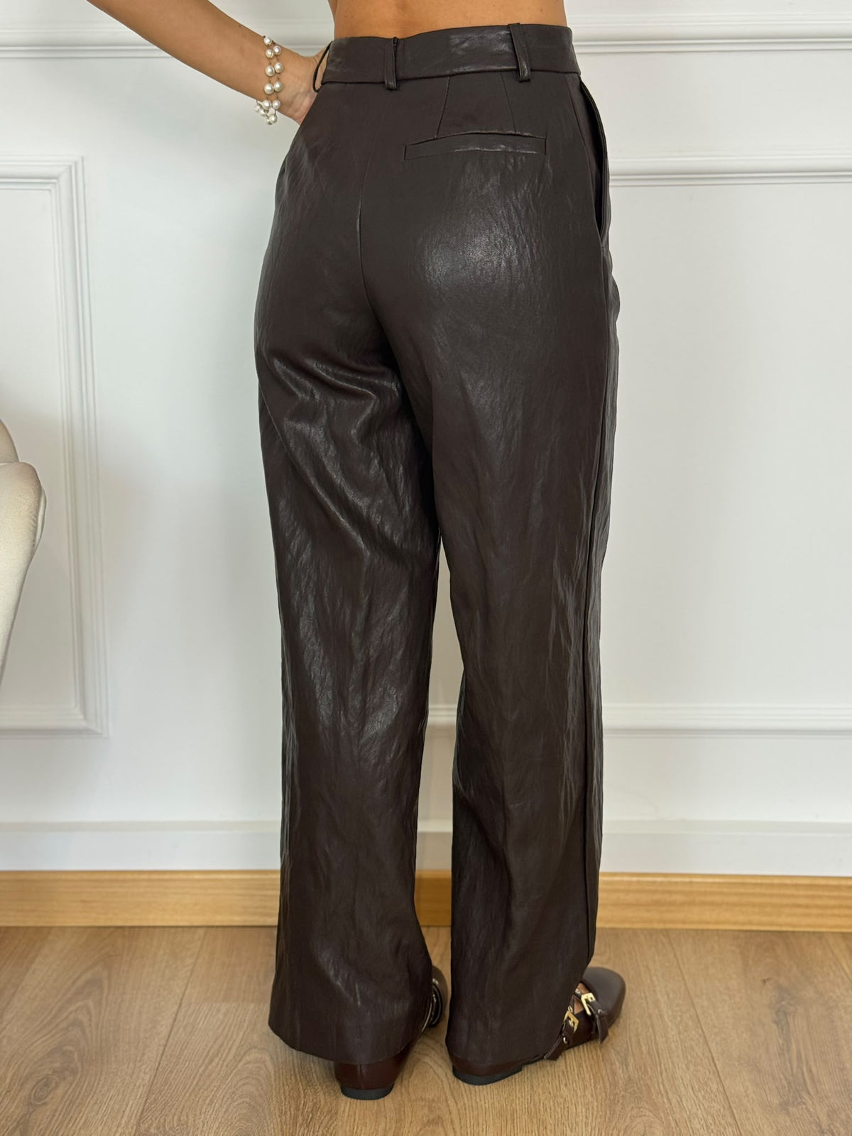 Pantalone ecopelle kontatto