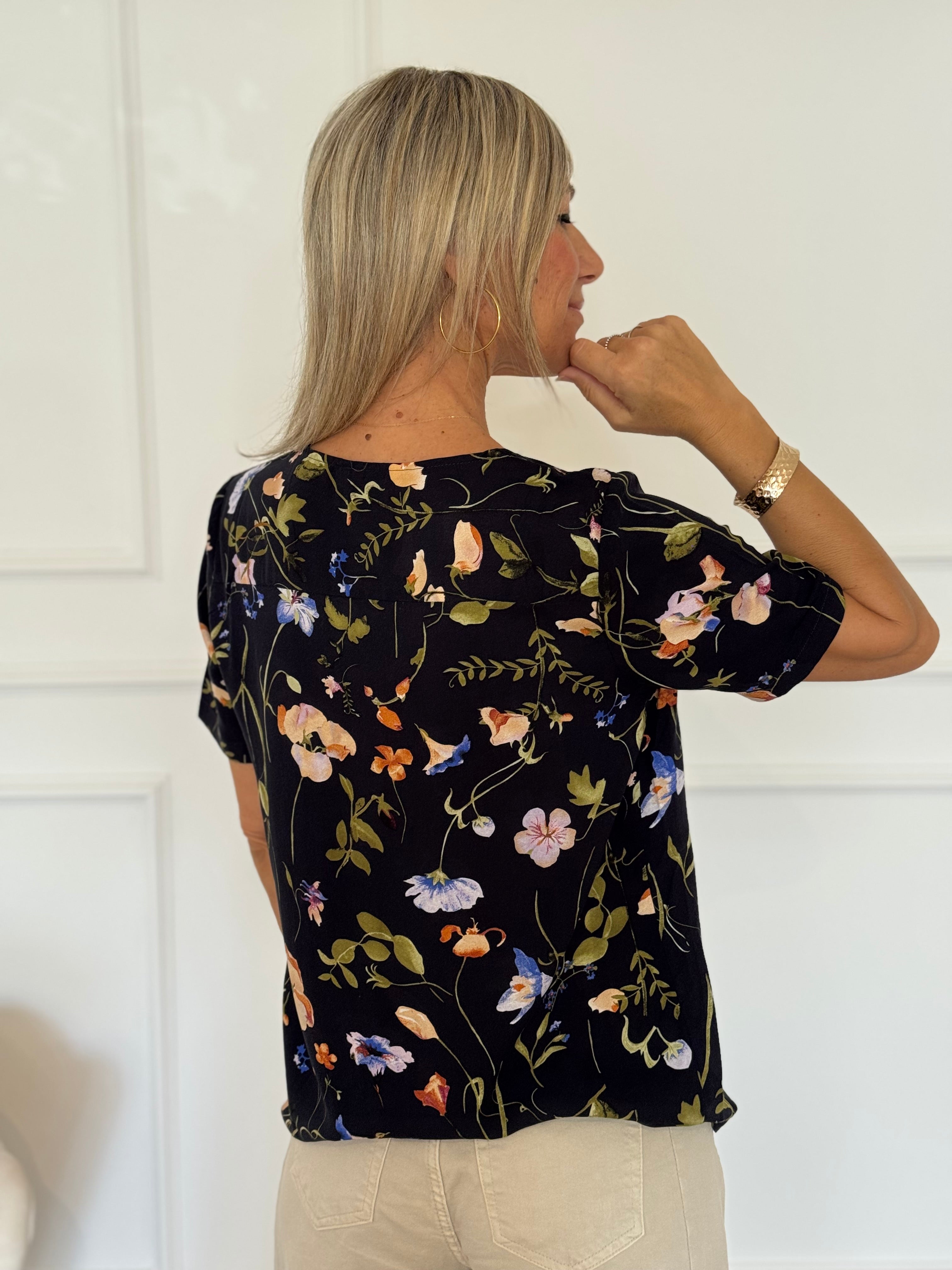 Blusa flora jdy