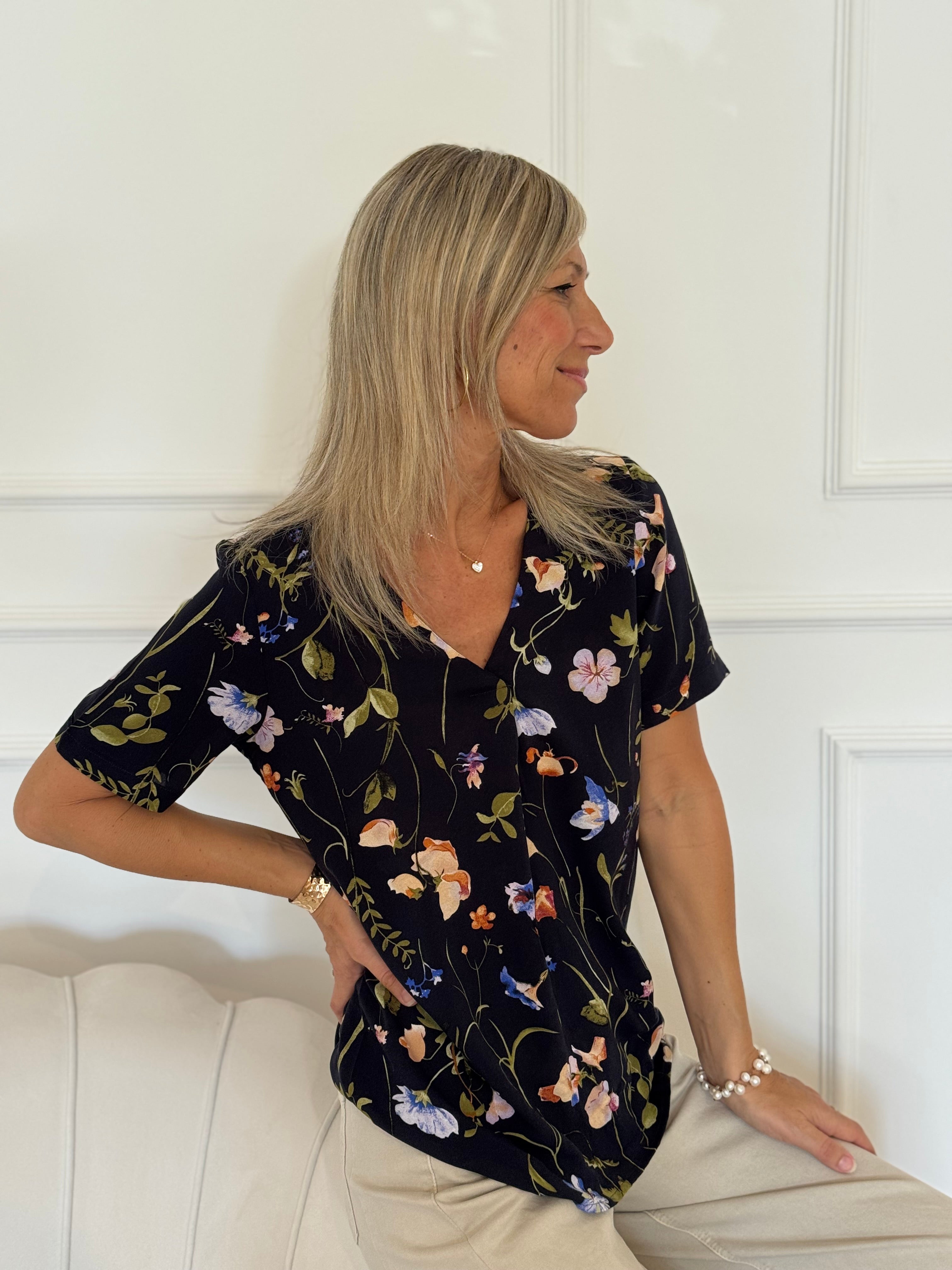 Blusa flora jdy