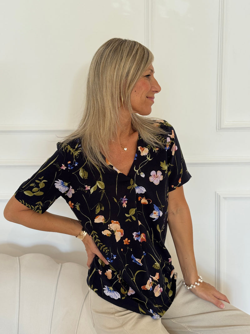Blusa flora jdy