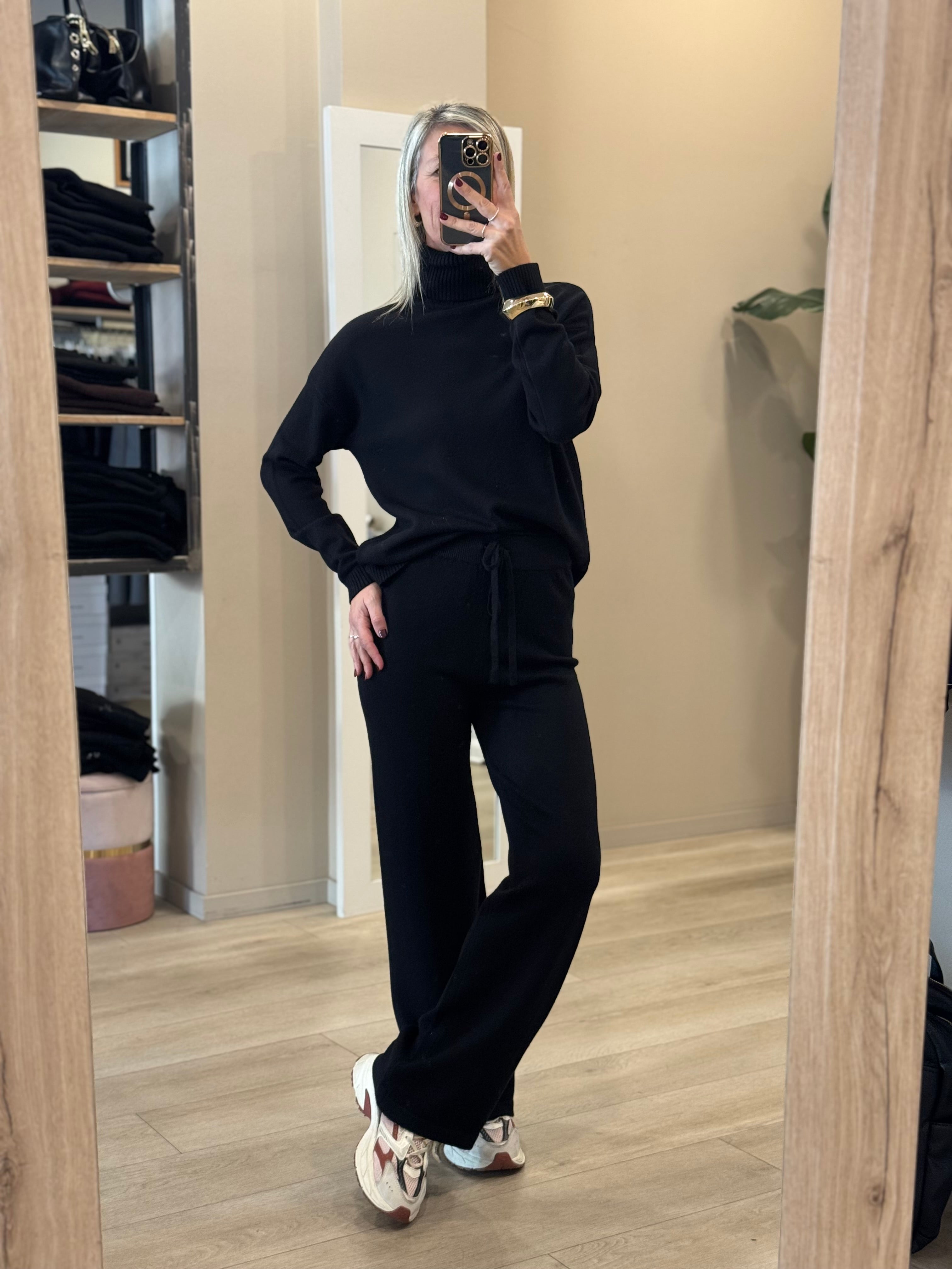 Coordinato in maglia dolcevita