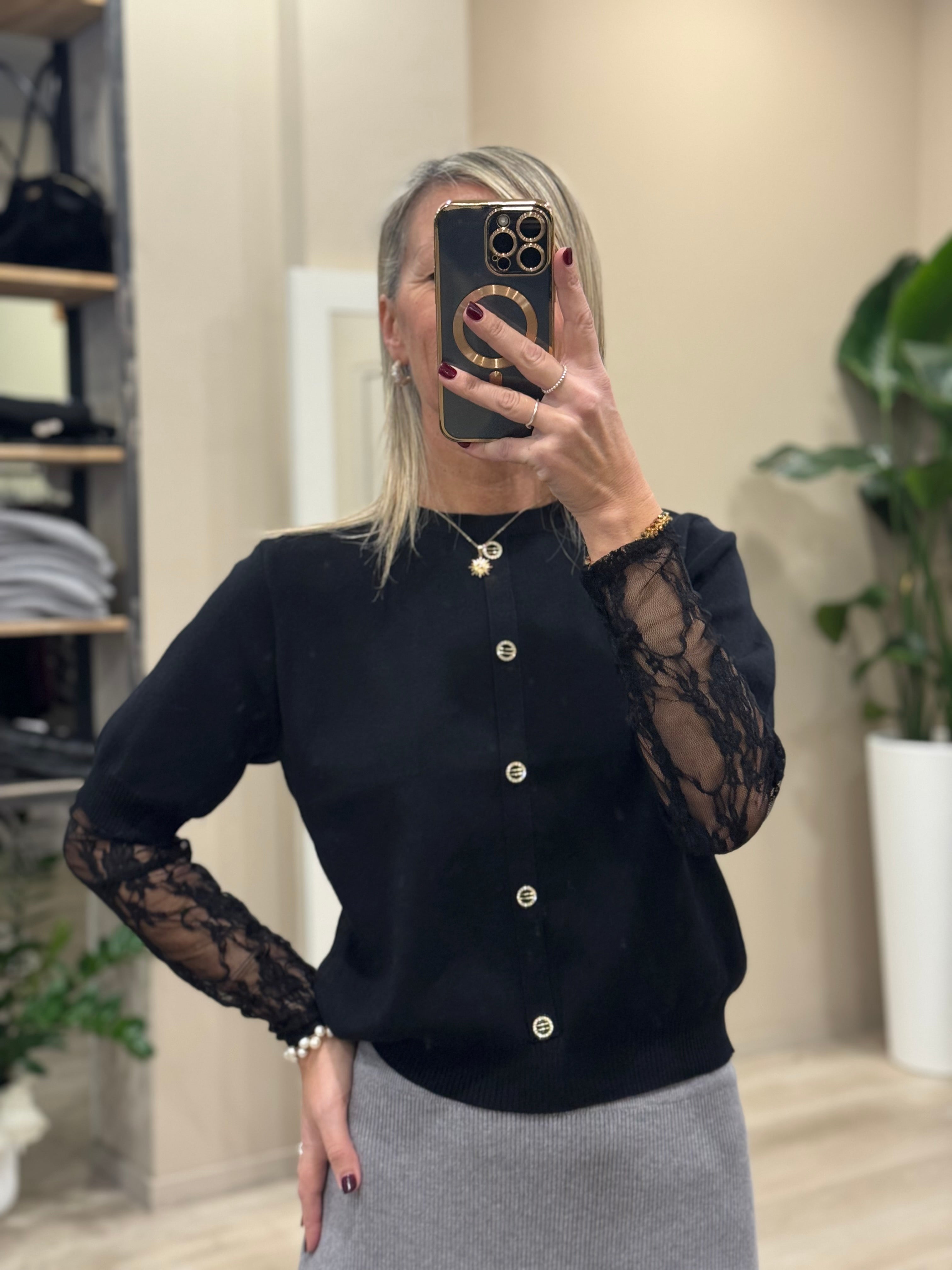 Maglia effetto cardigan manica pizzo