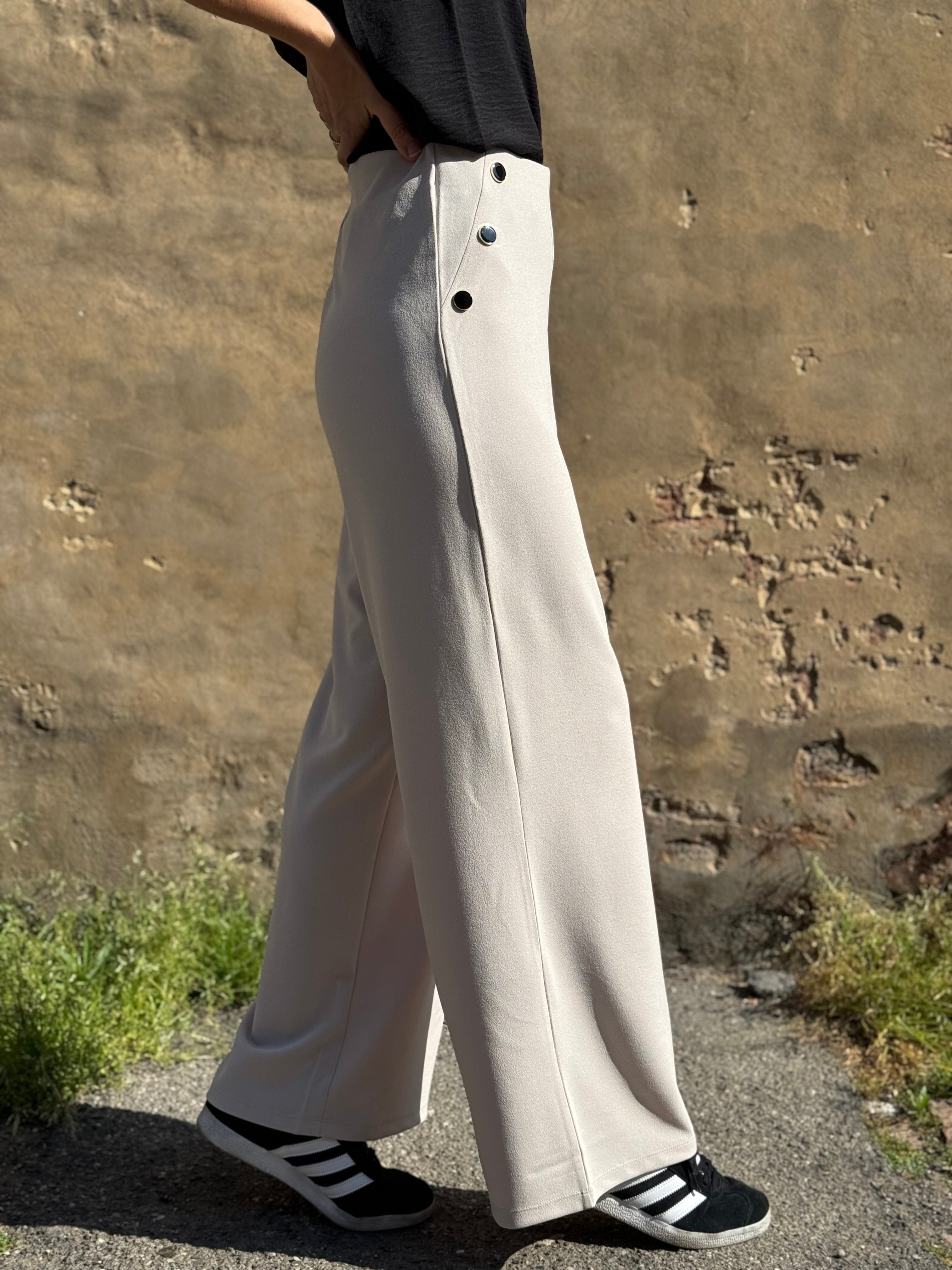Pantalone bottoni