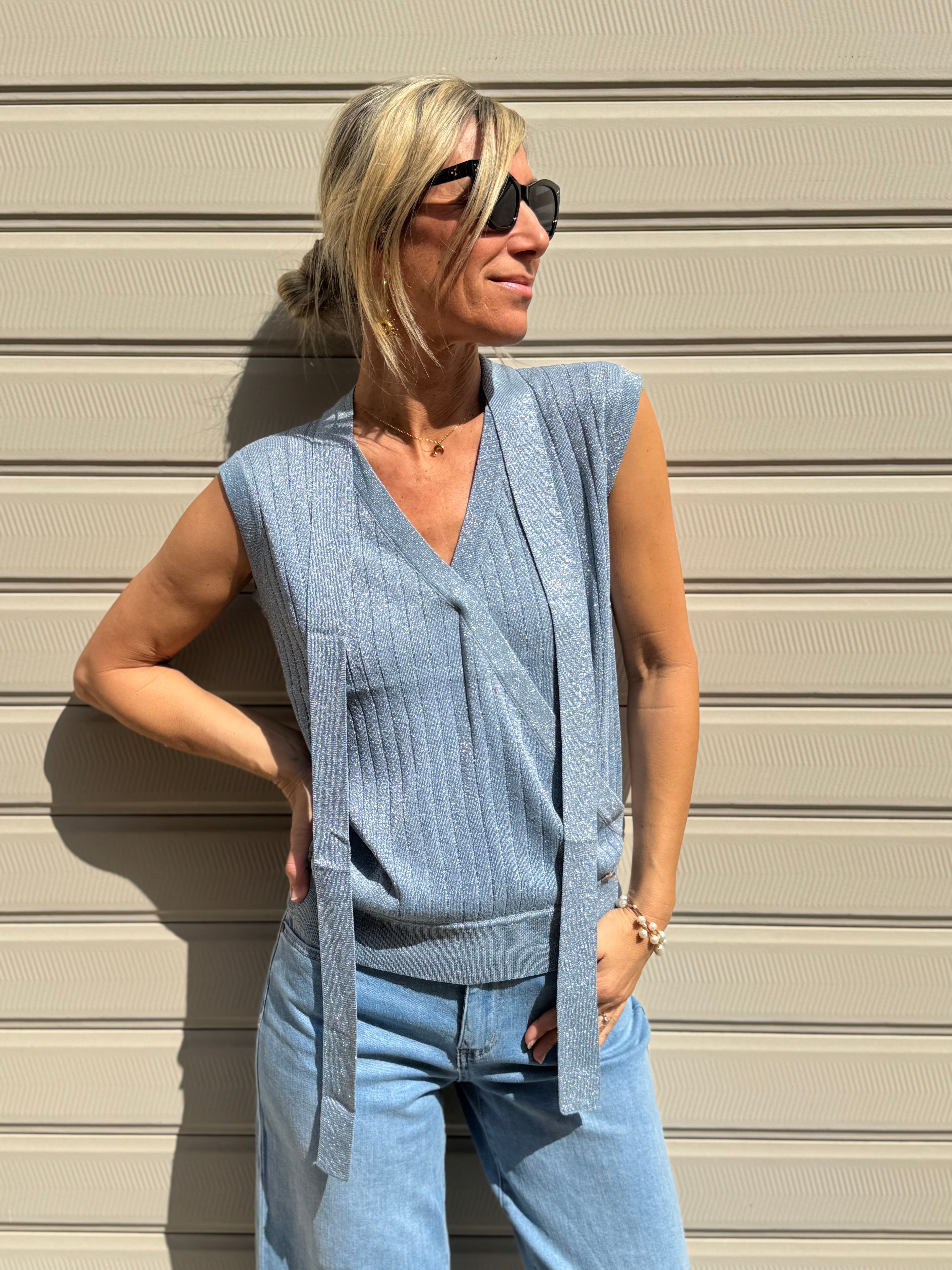 Canotta incrociata con fusciaca