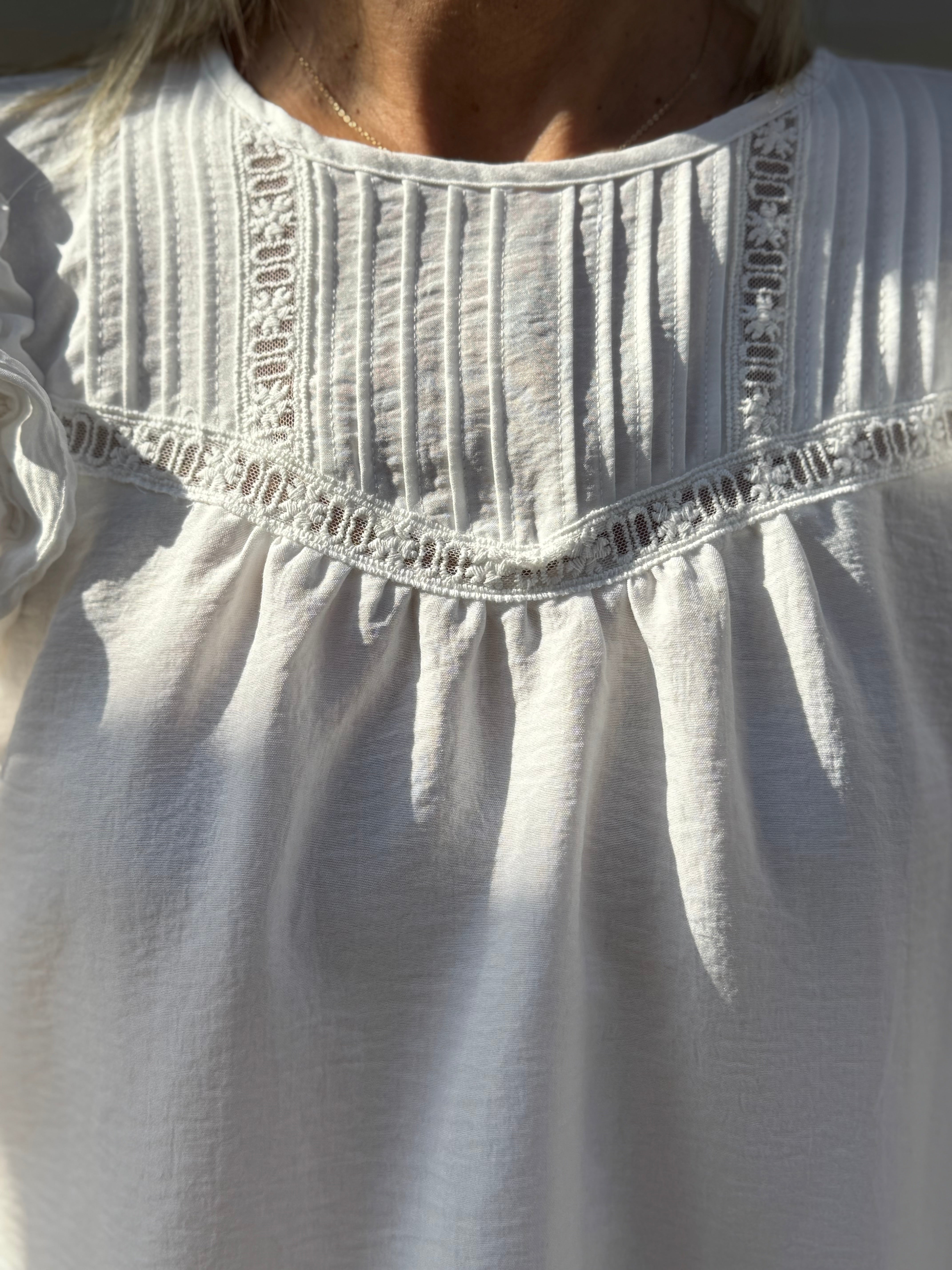 Blusa train jdy