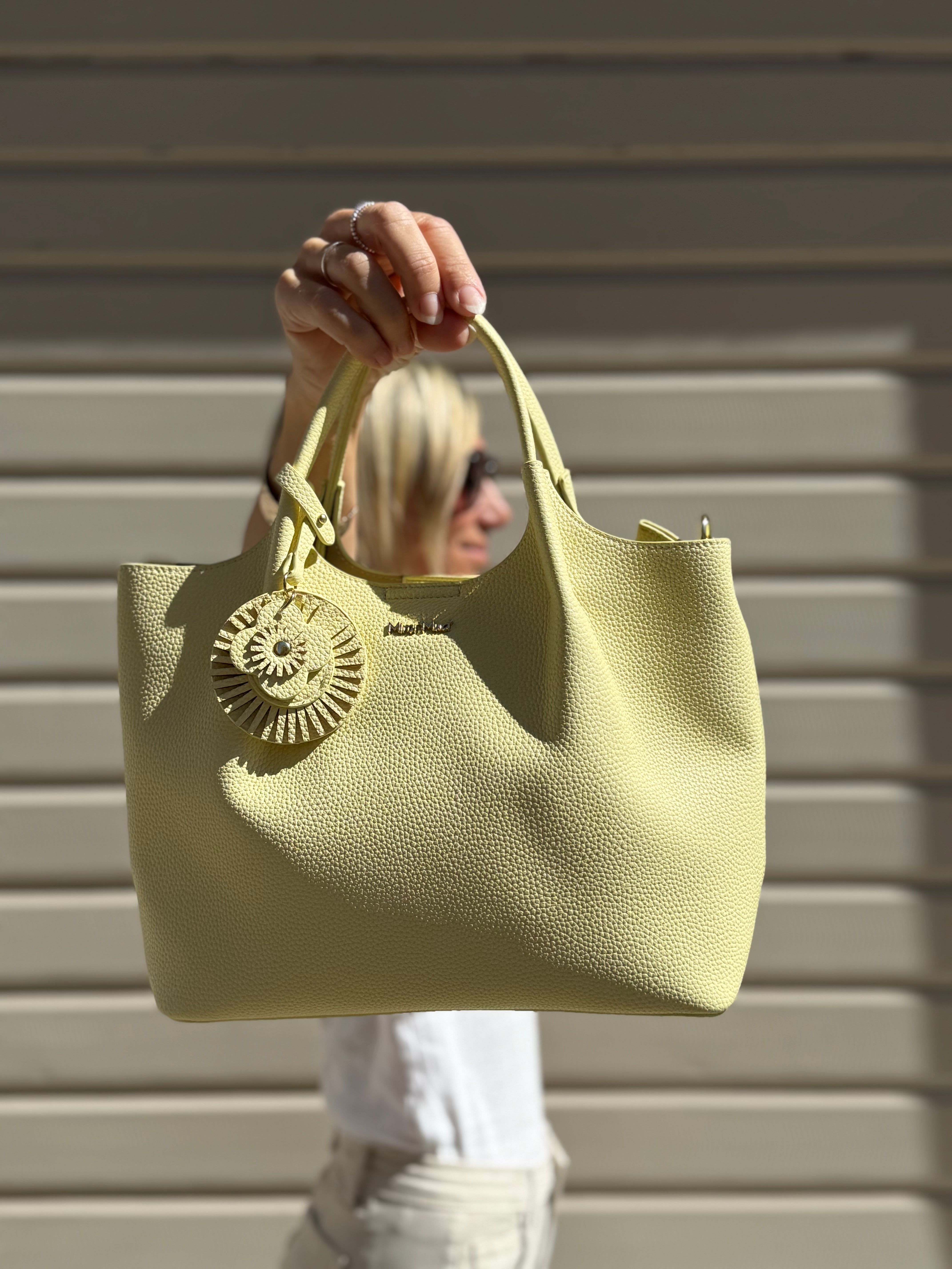 Borsa con accessorio mimì