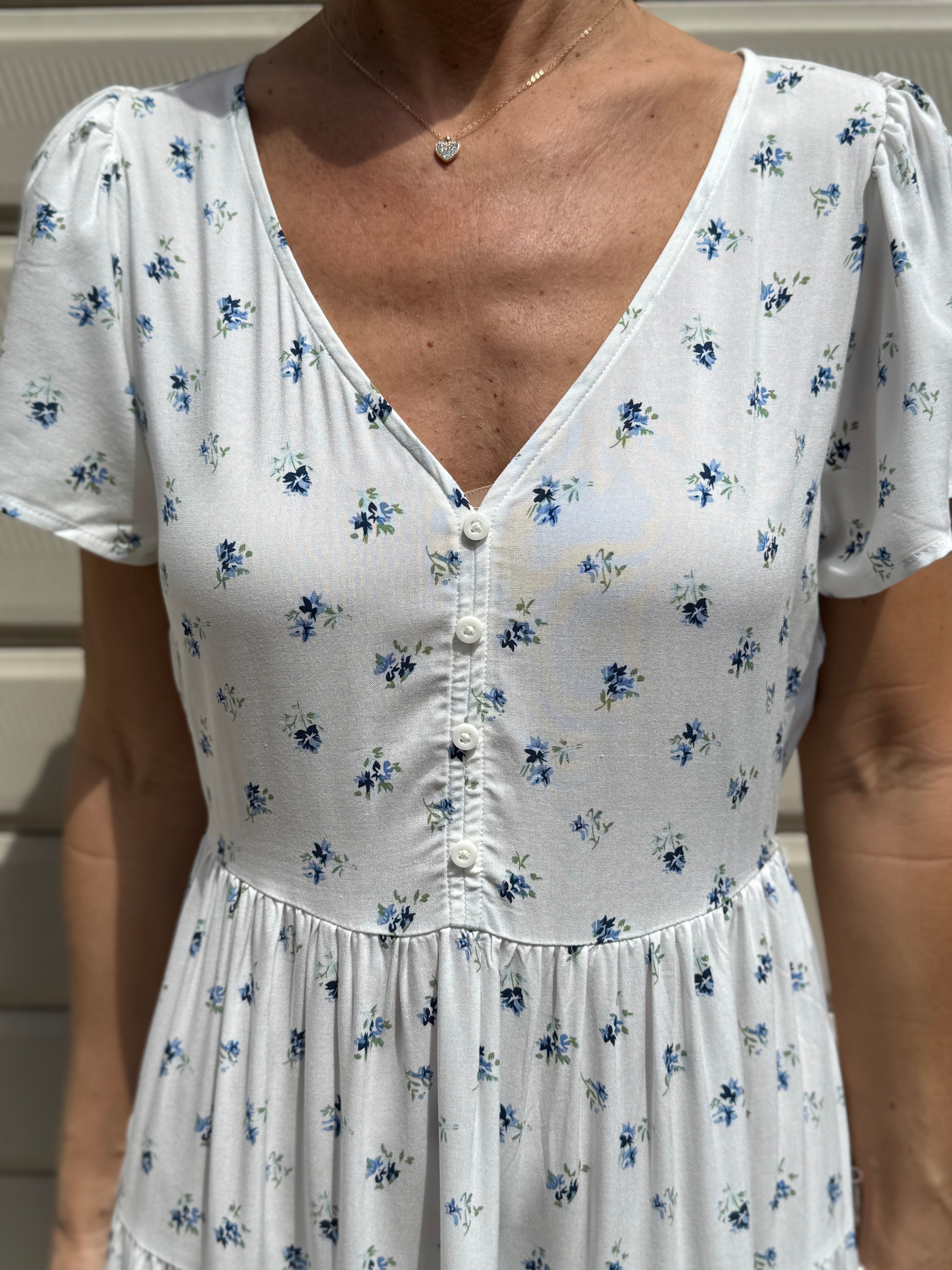 Abito corto fiori Sezen