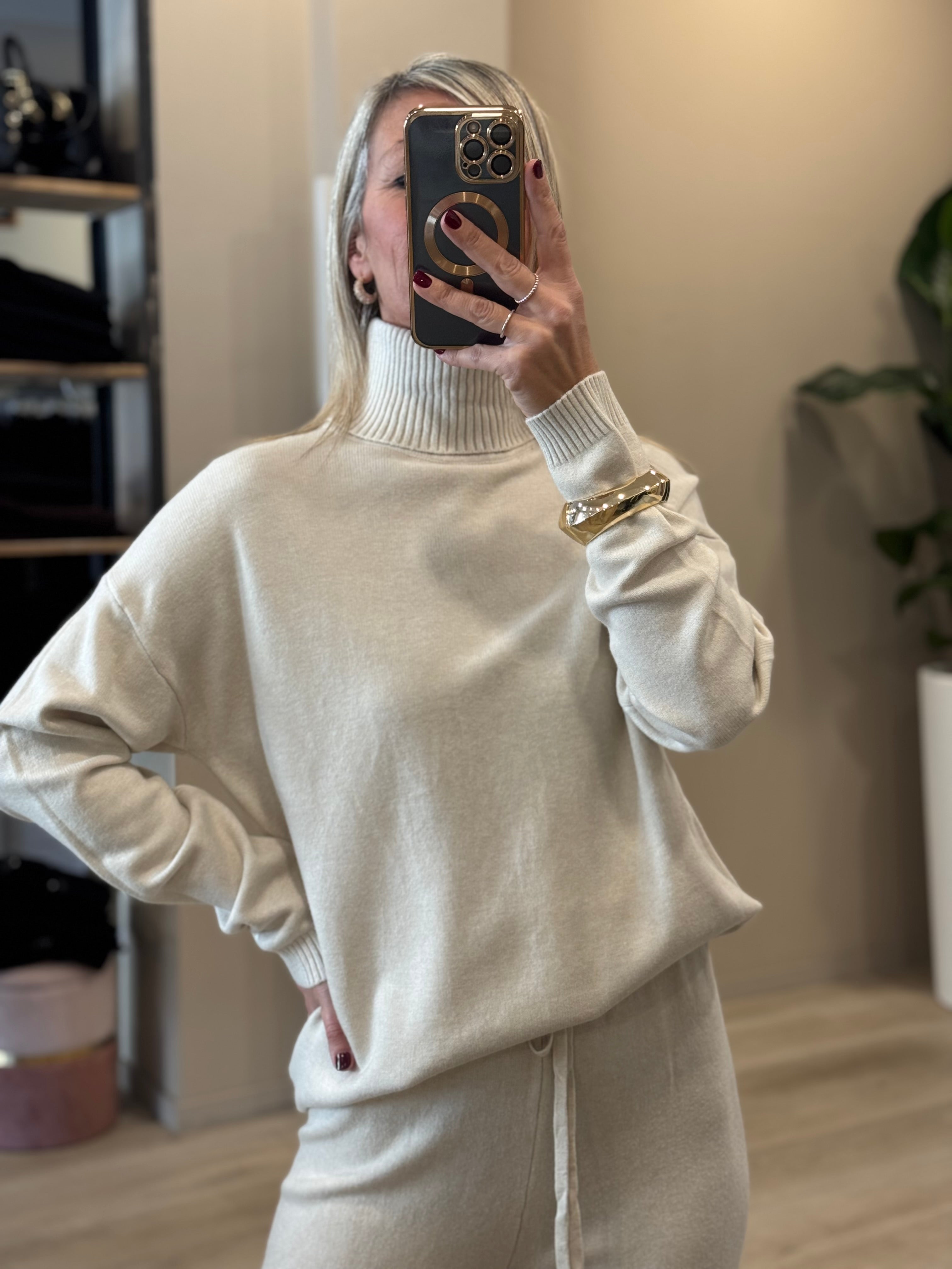 Coordinato in maglia dolcevita