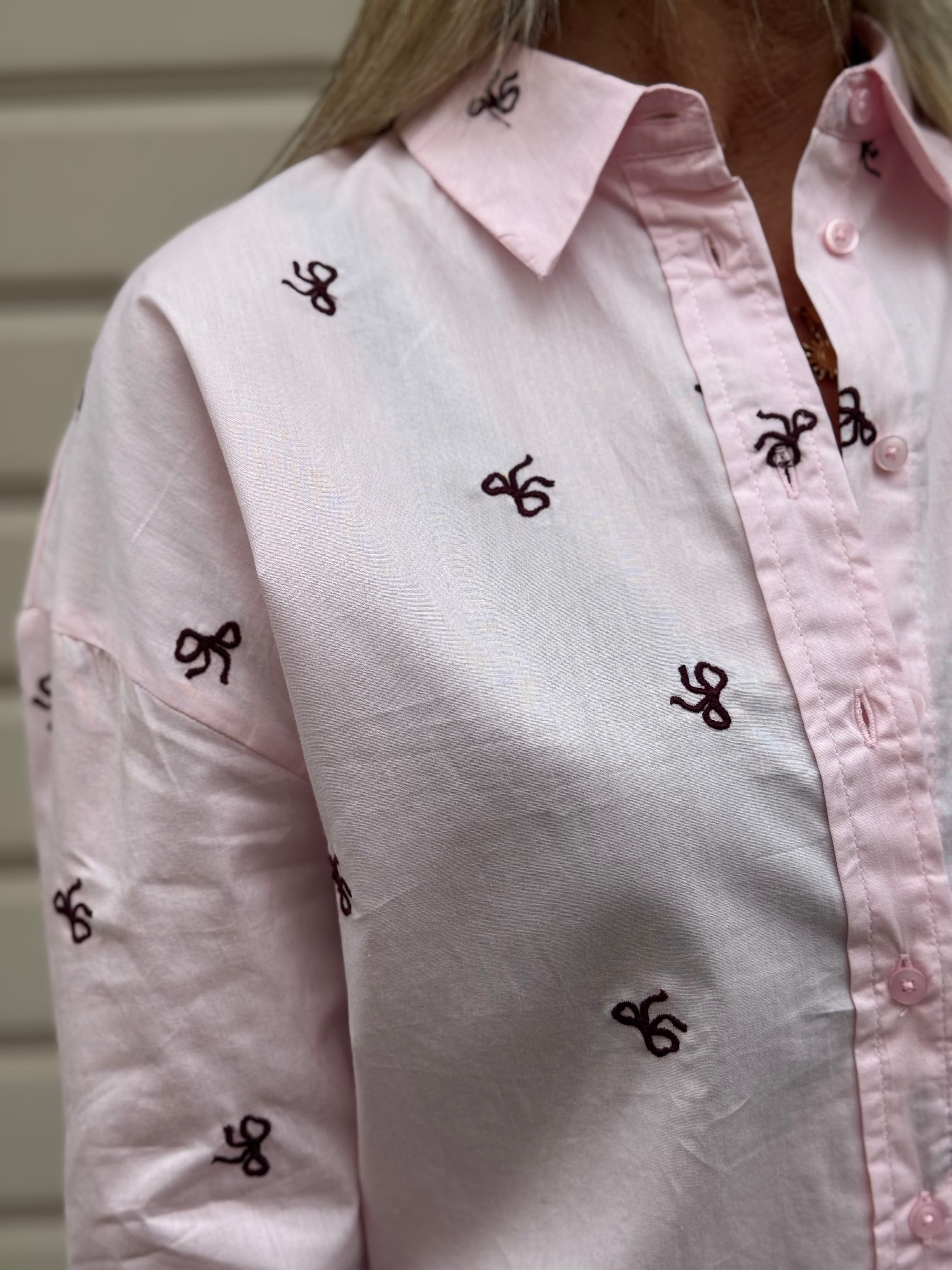 Camicia rosa fiocco ricamo jdy