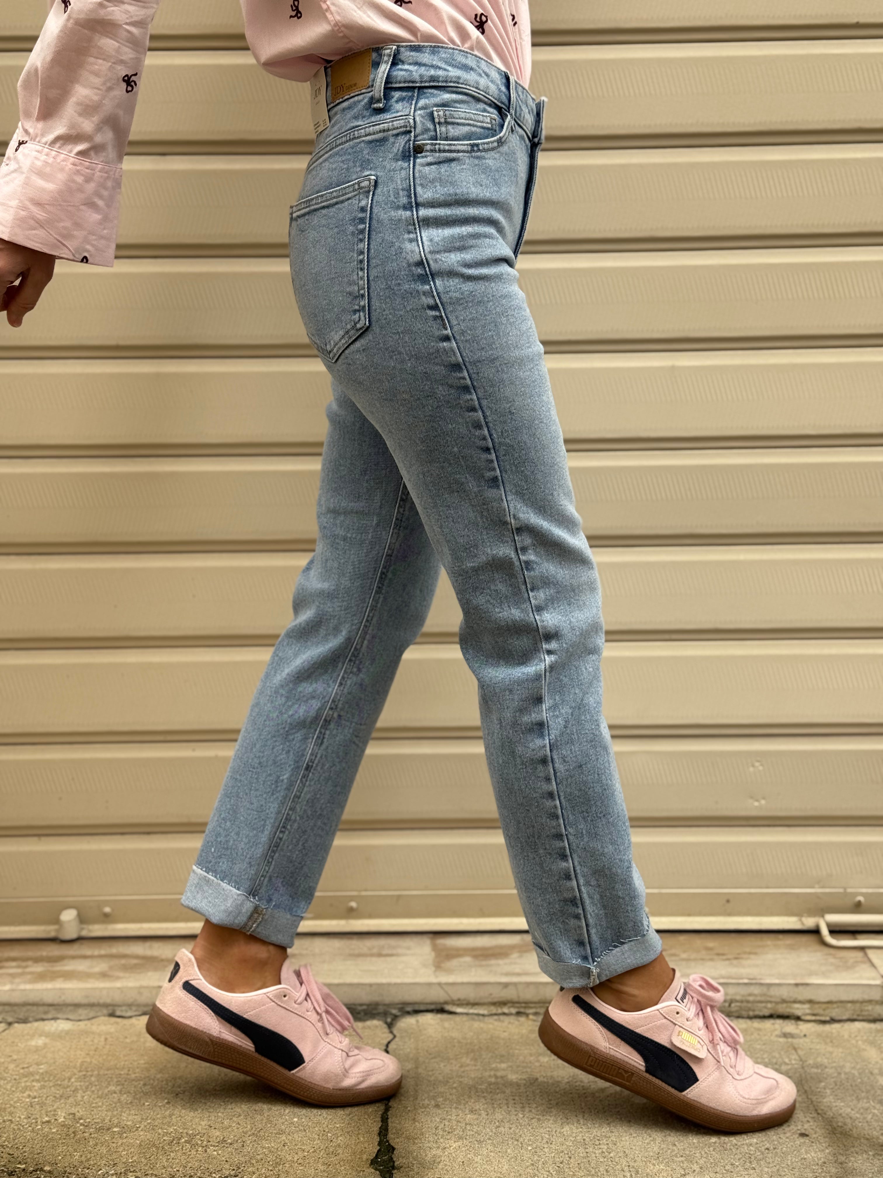 Jeans lullu sigaretta jdy