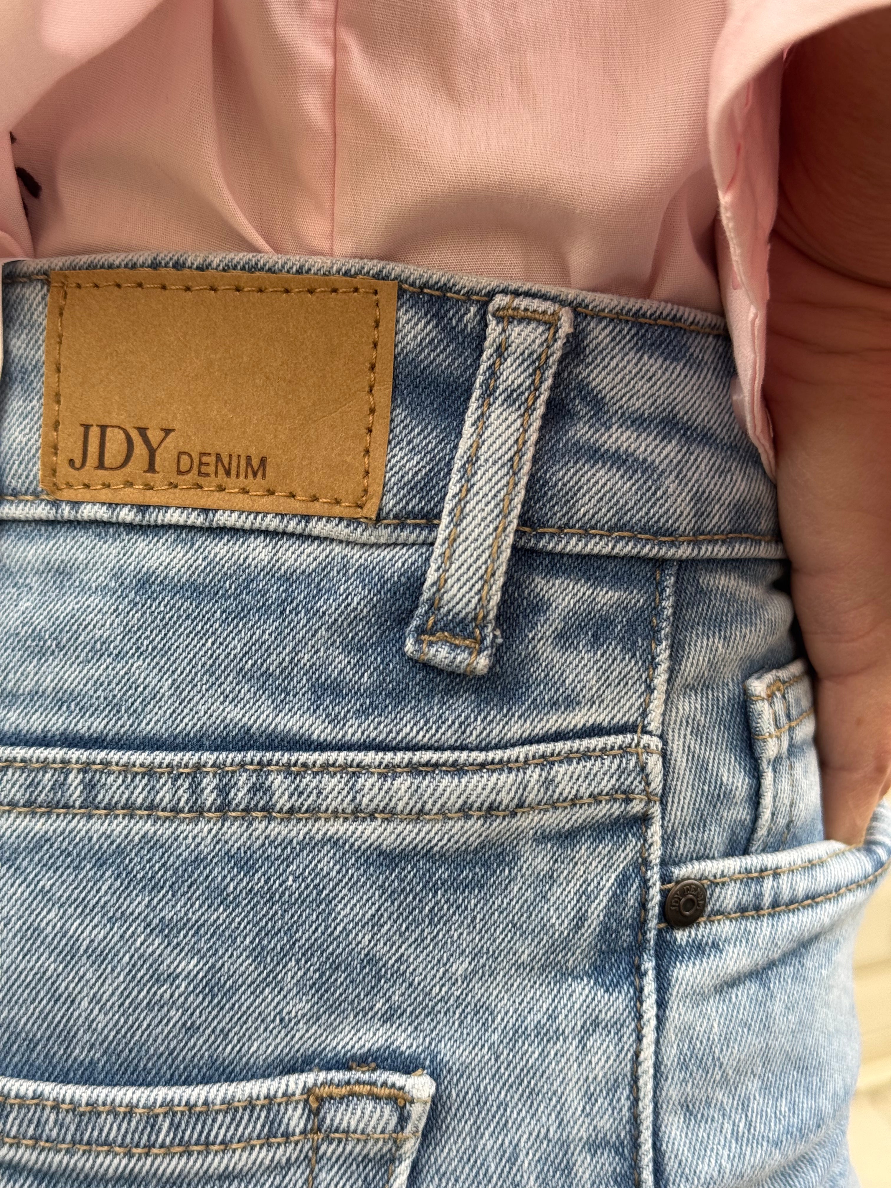 Jeans lullu sigaretta jdy
