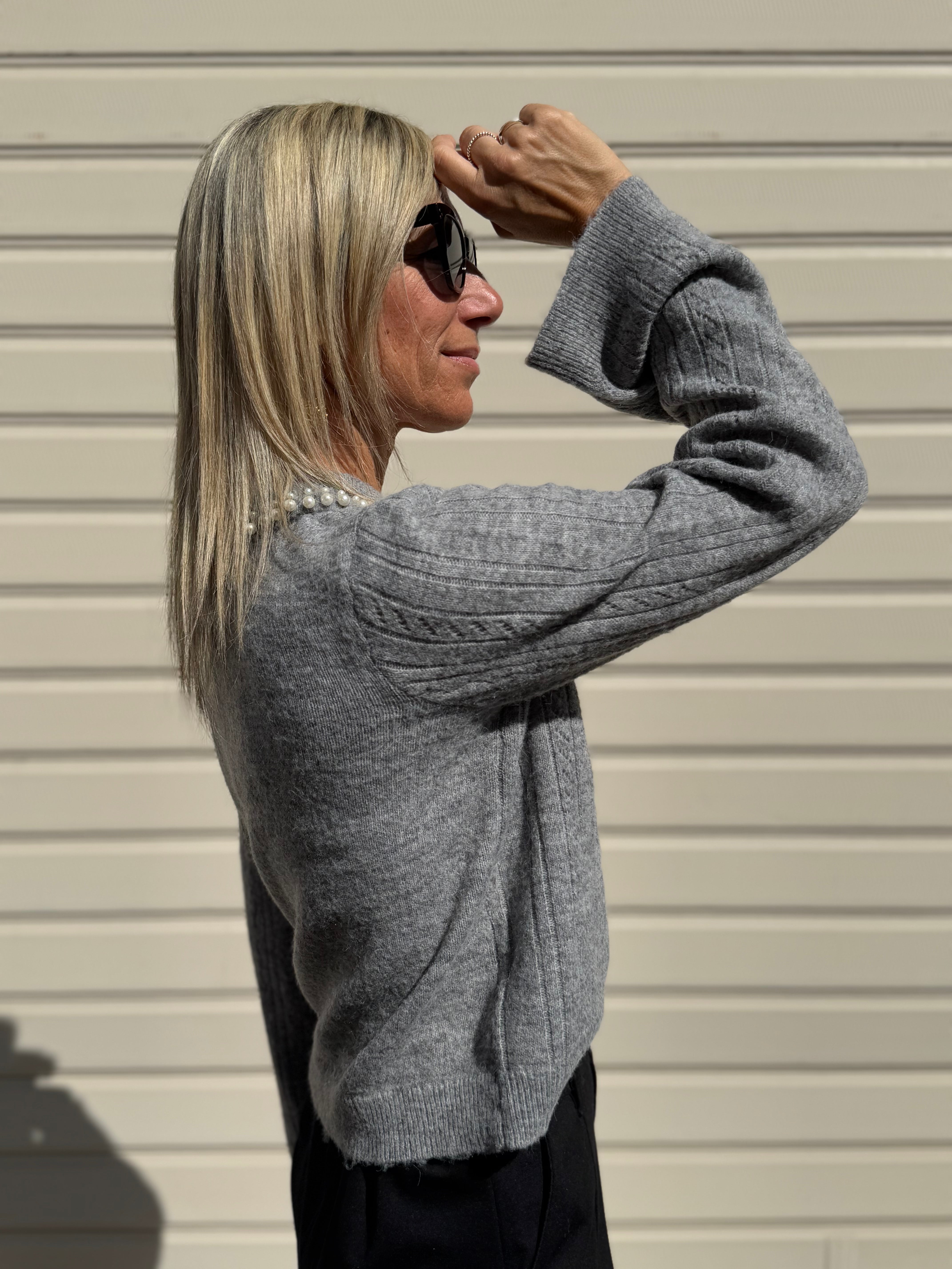 Maglia colletto perle