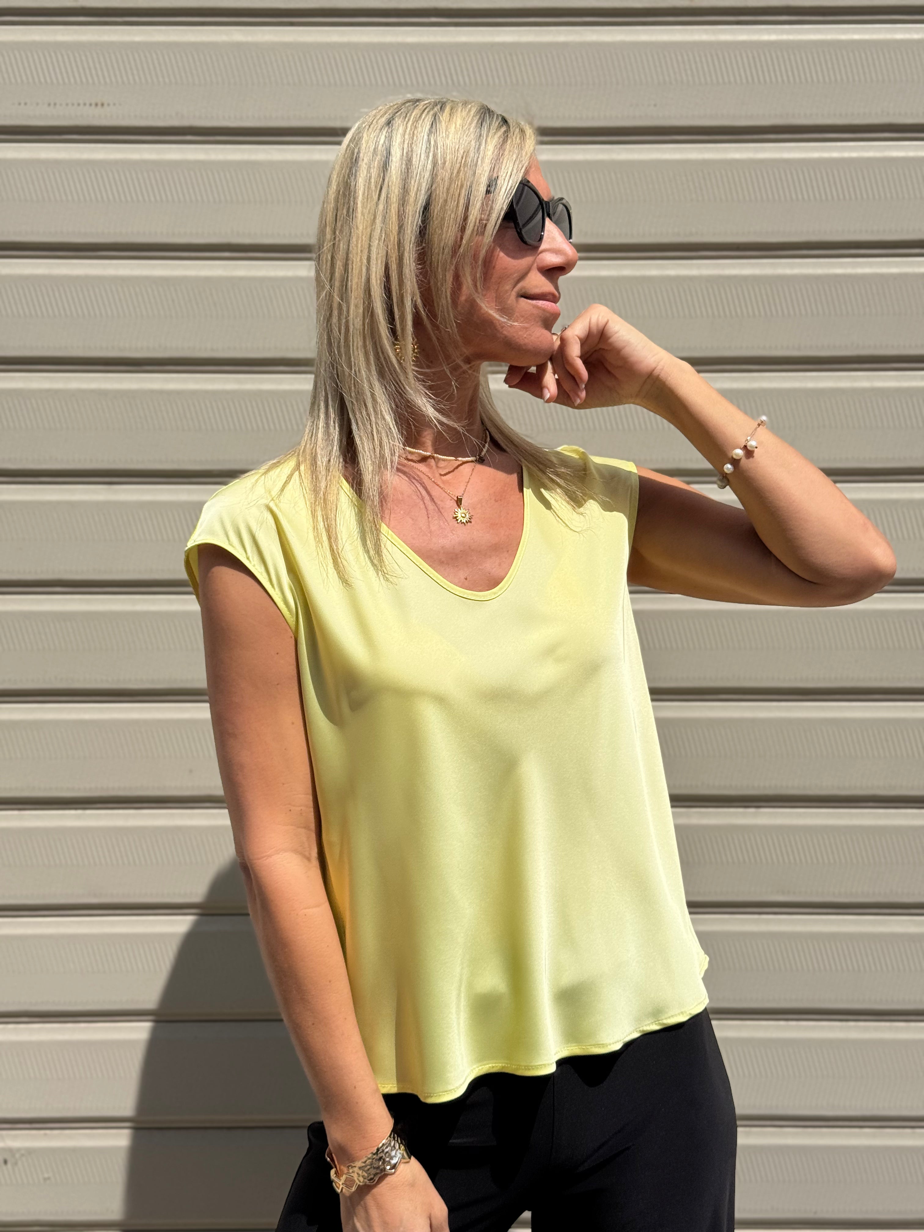 Blusa Raso V Imperial