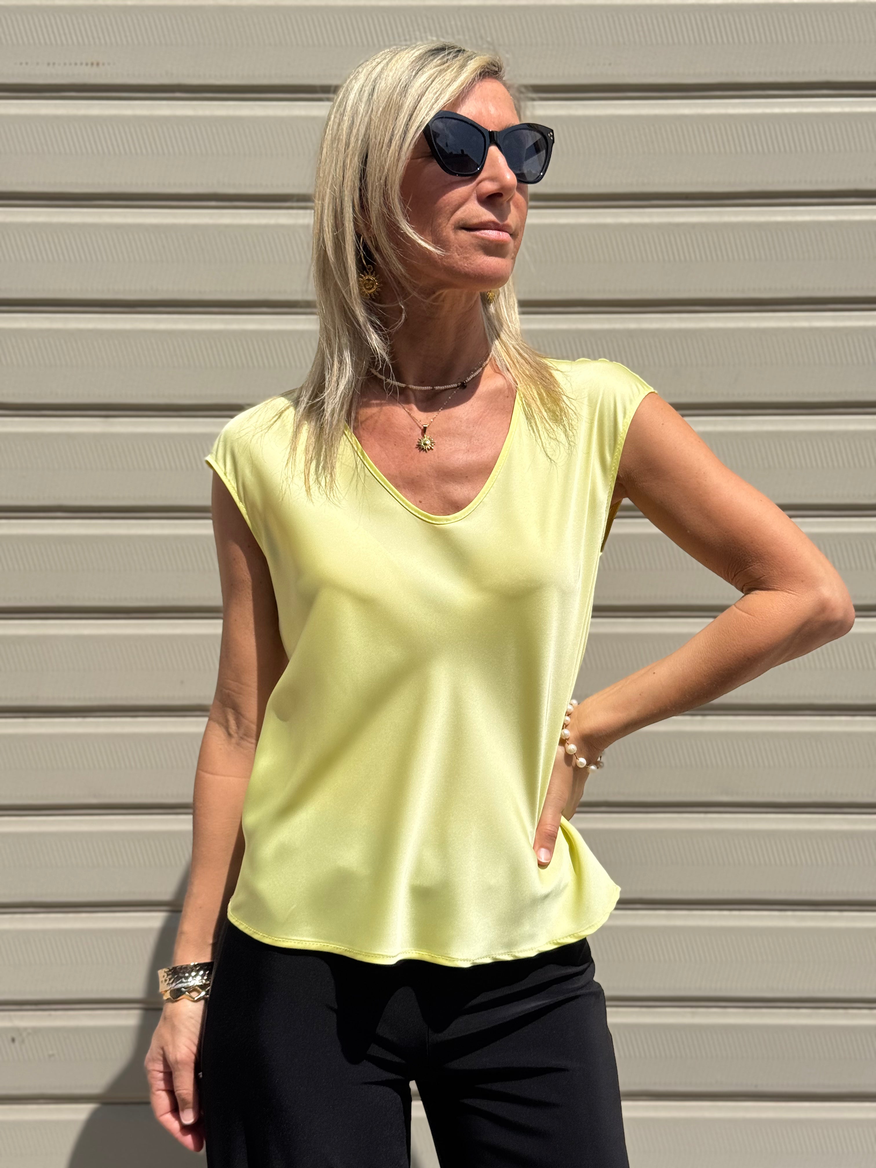 Blusa Raso V Imperial