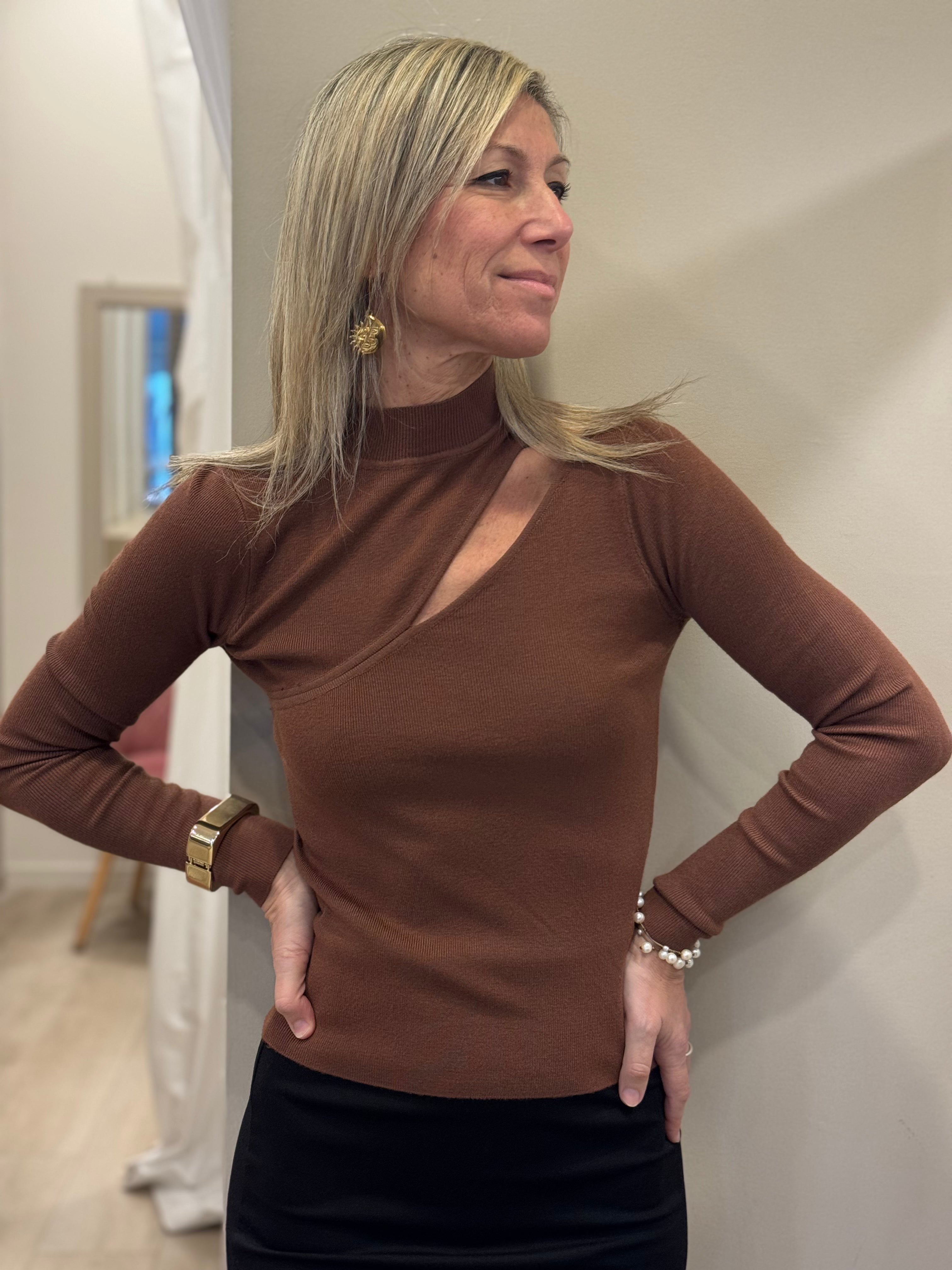 Maglia cut out spalla