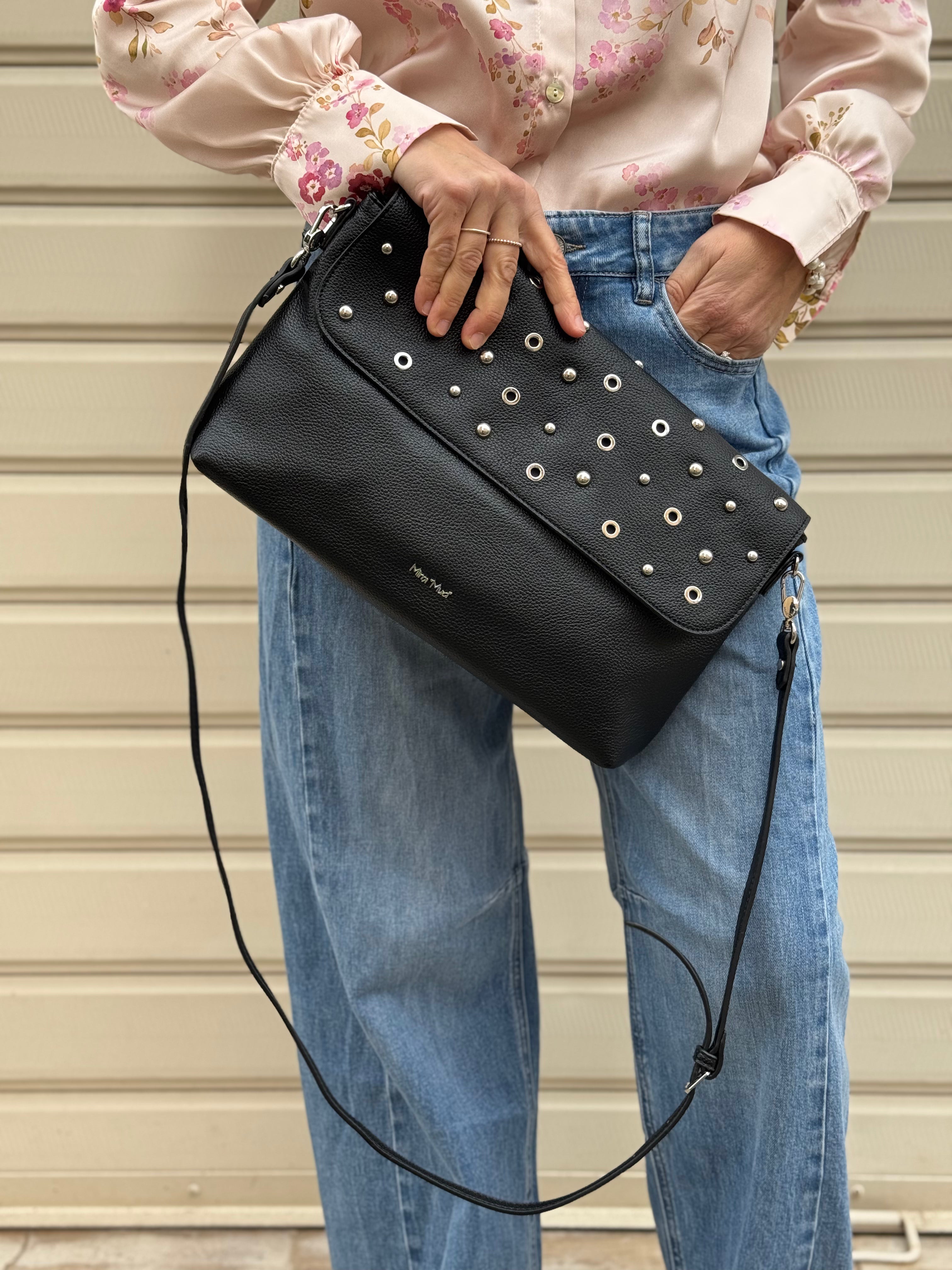 Borsa busta borchie Mimì