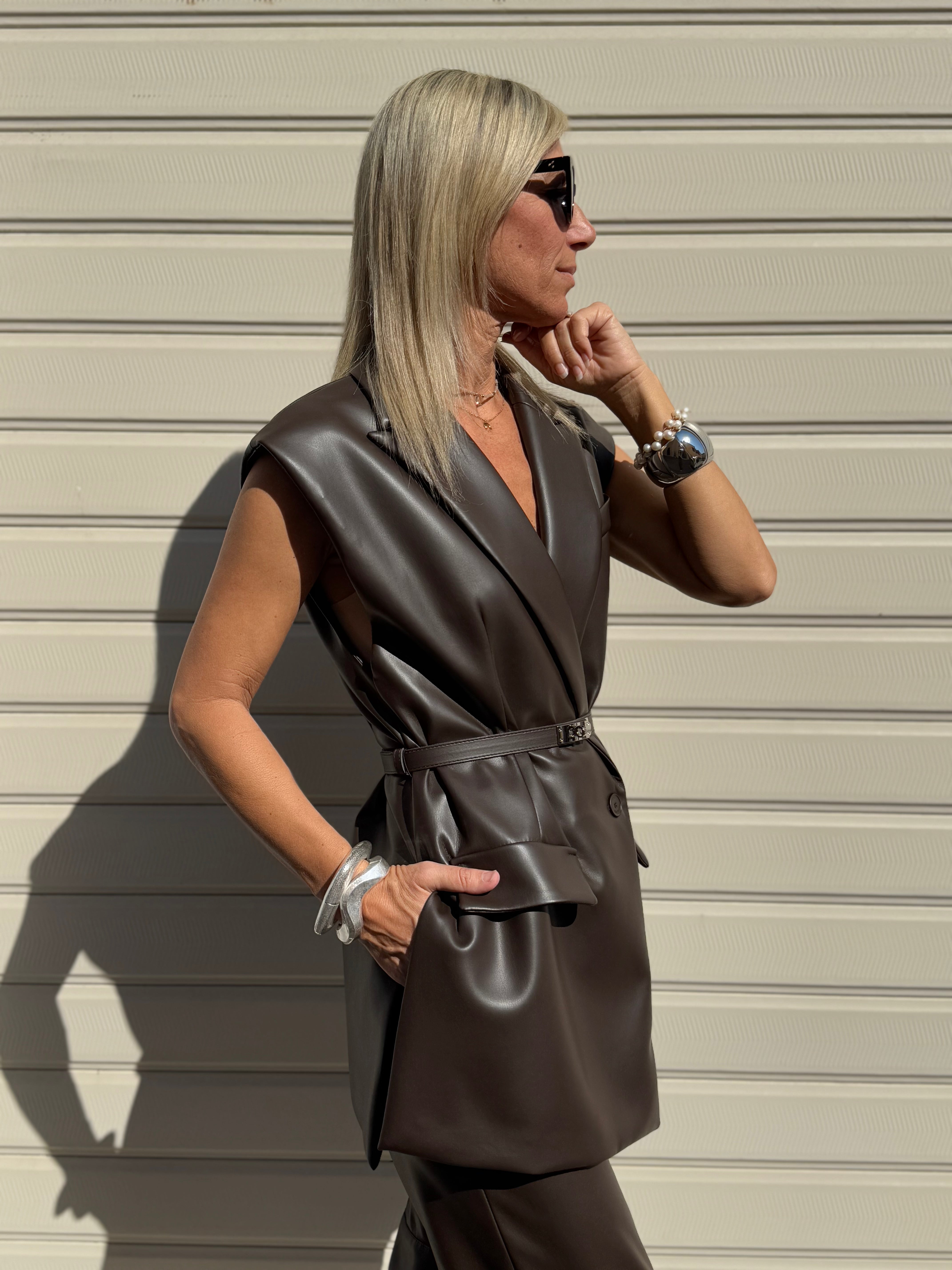 Gilet ecopelle cinturino imperial
