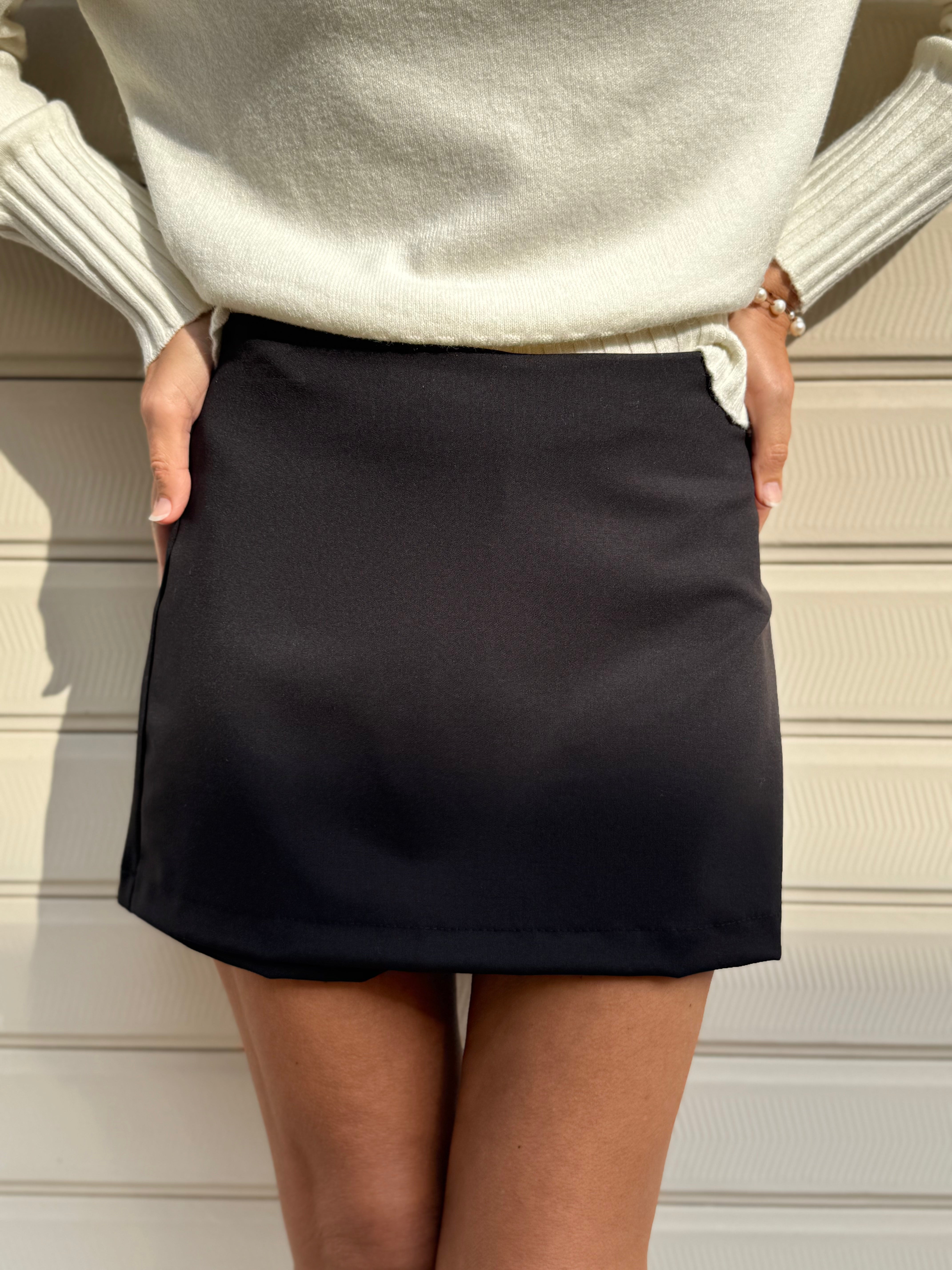 Gonna shorts adora