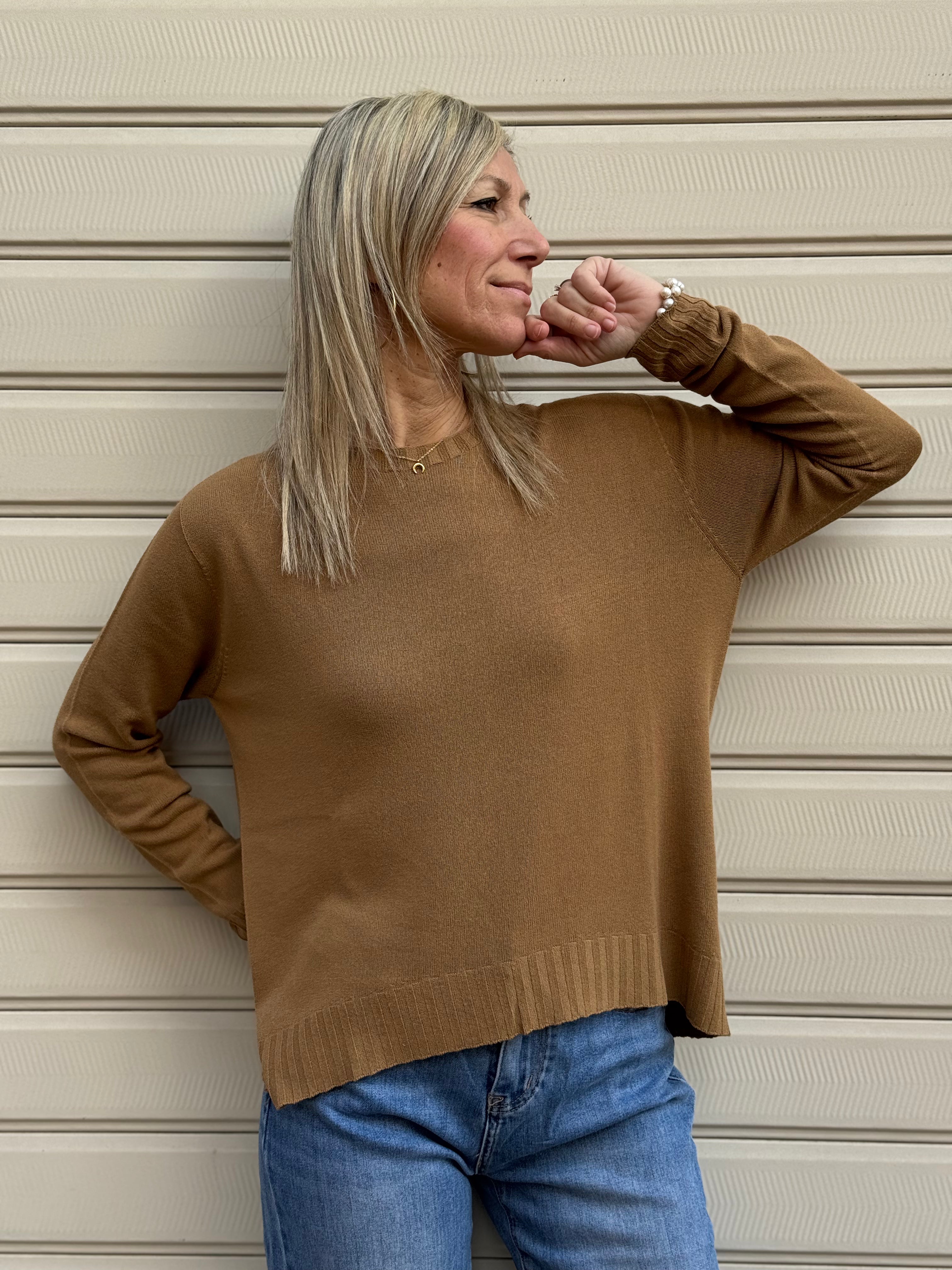 Maglia spacco dietro kontatto