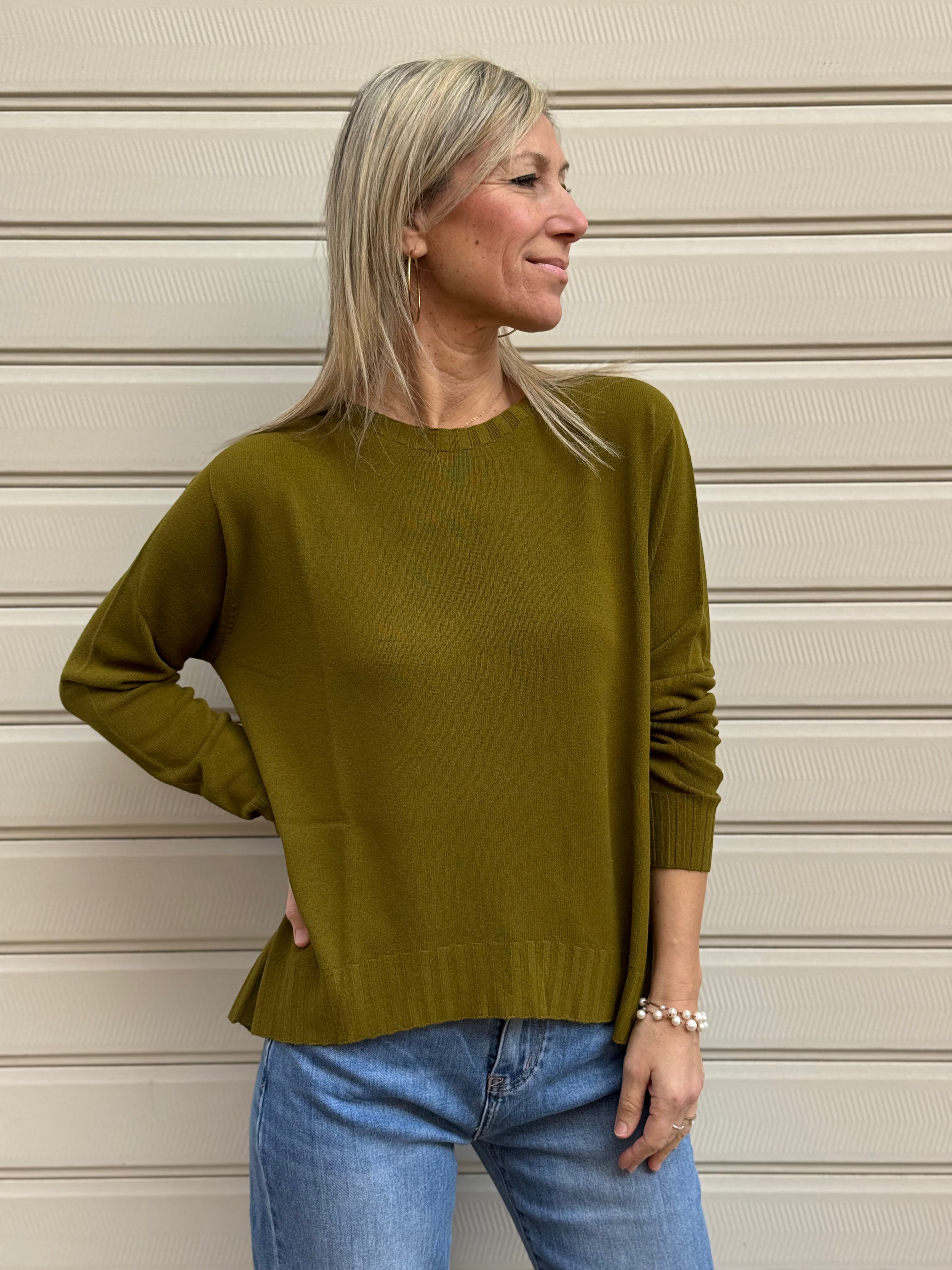 Maglia spacco dietro kontatto