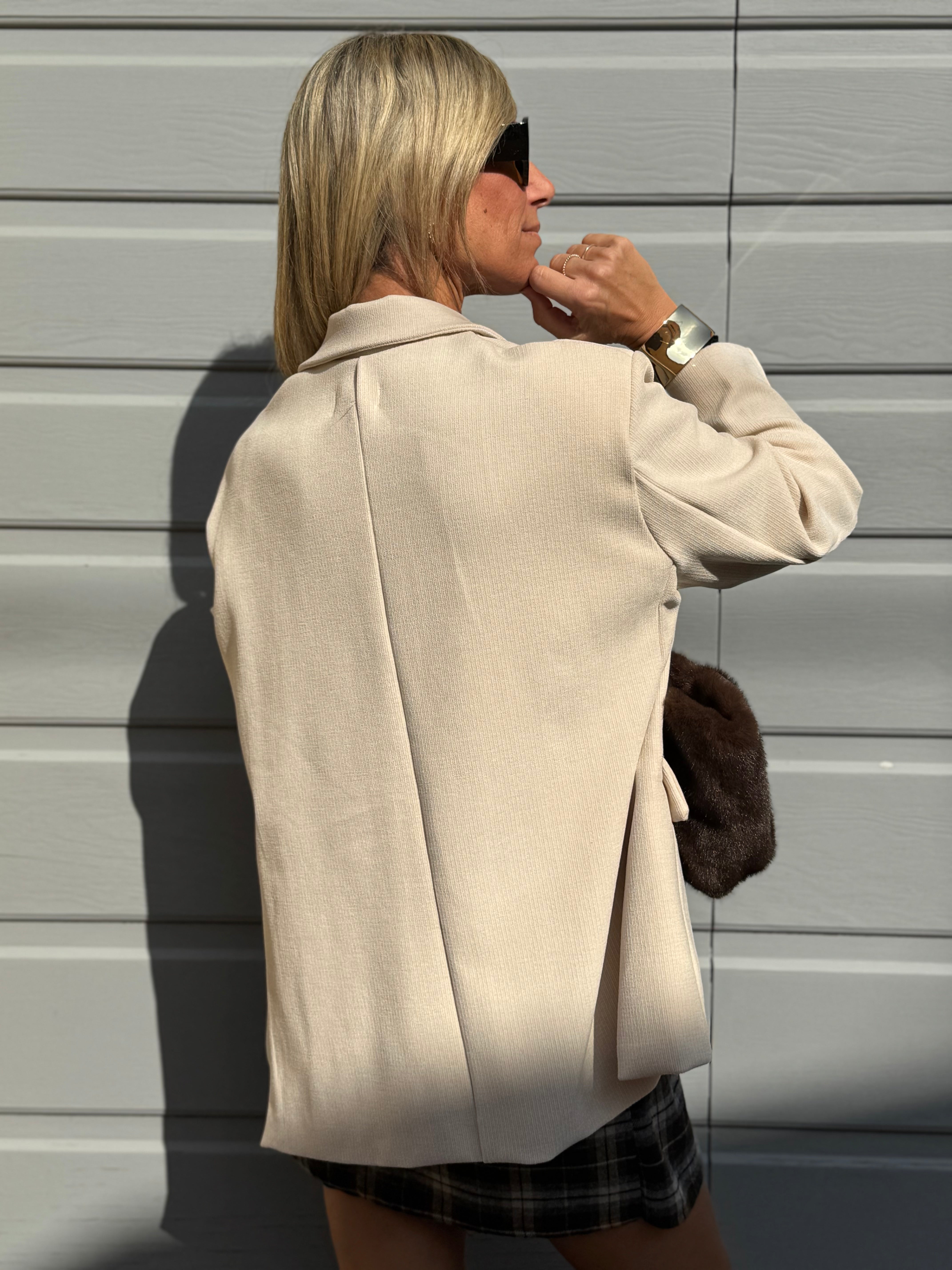 Giacca over velluto adora