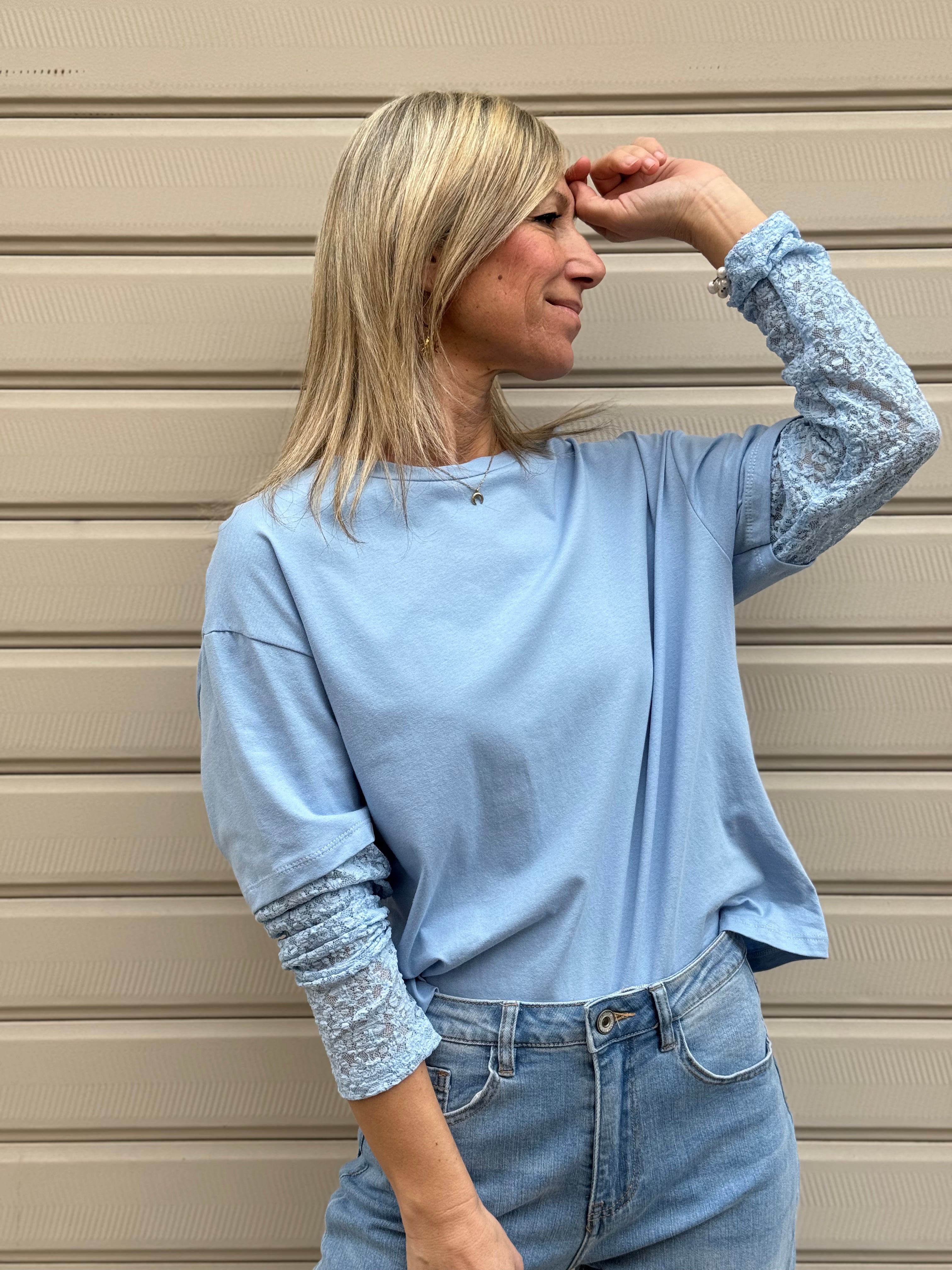 Tshirt maniche pizzo adora