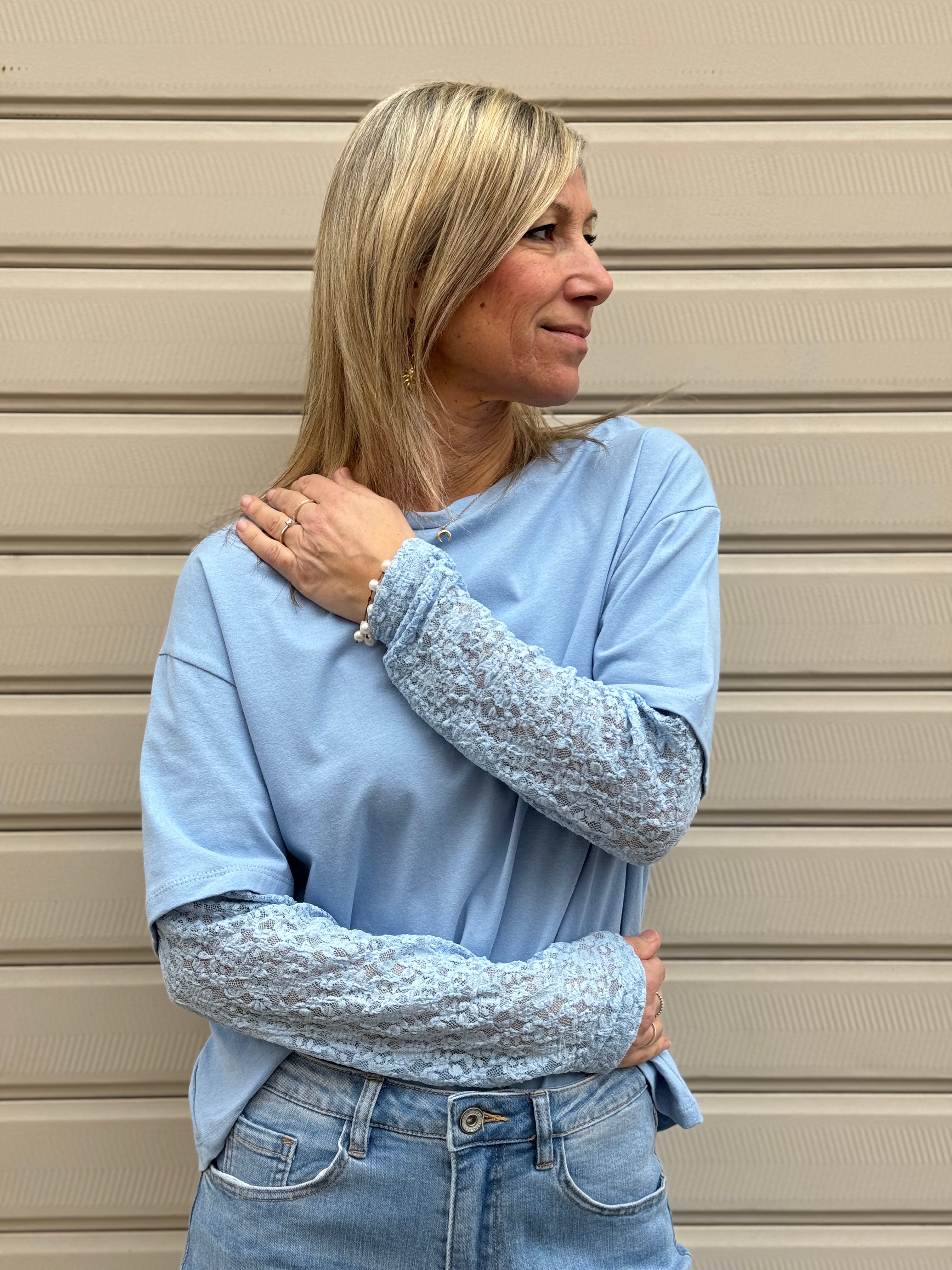 Tshirt maniche pizzo adora