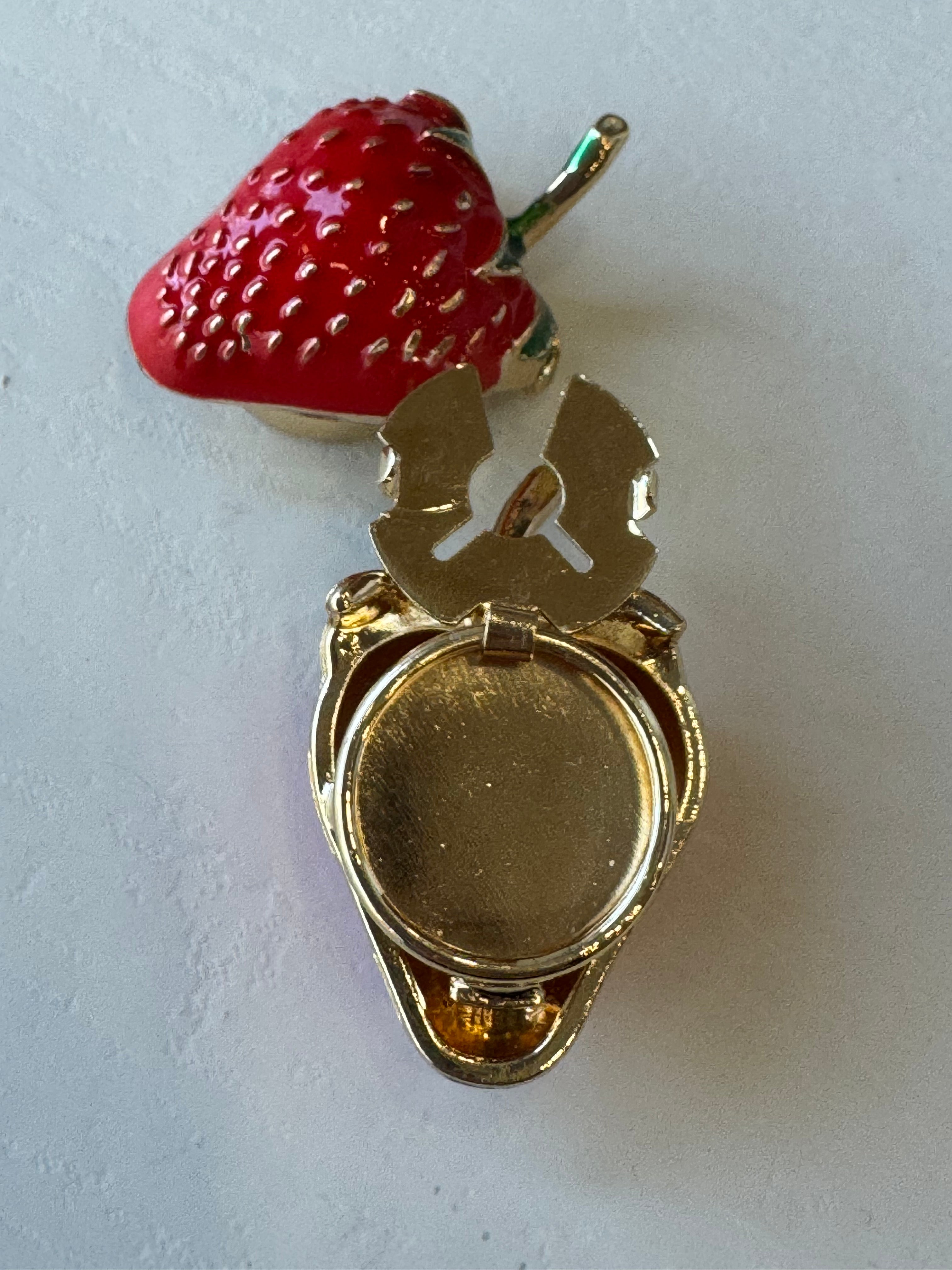Gioiello copri bottone frutta
