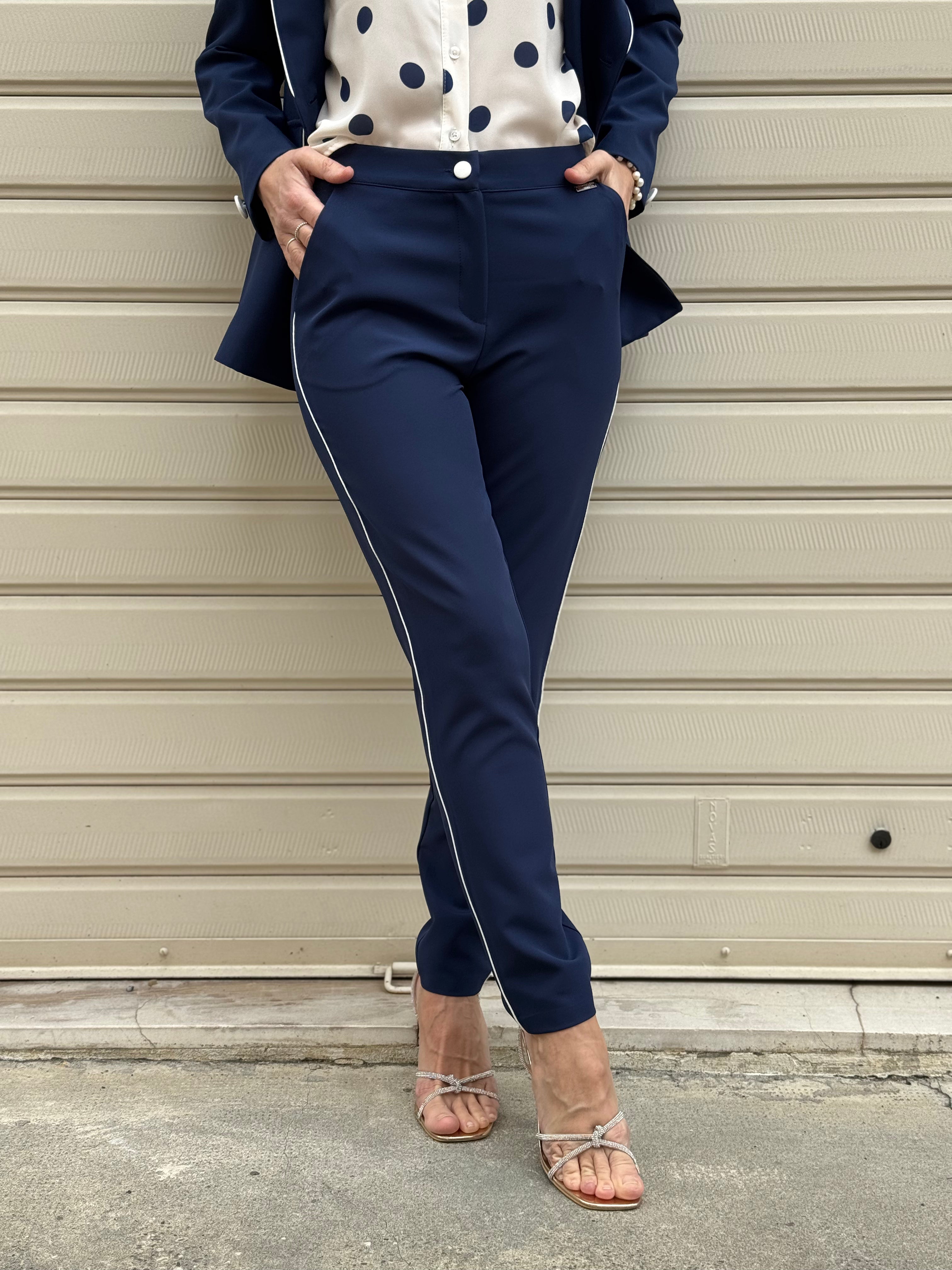 Pantalone sigaretta profili mimì