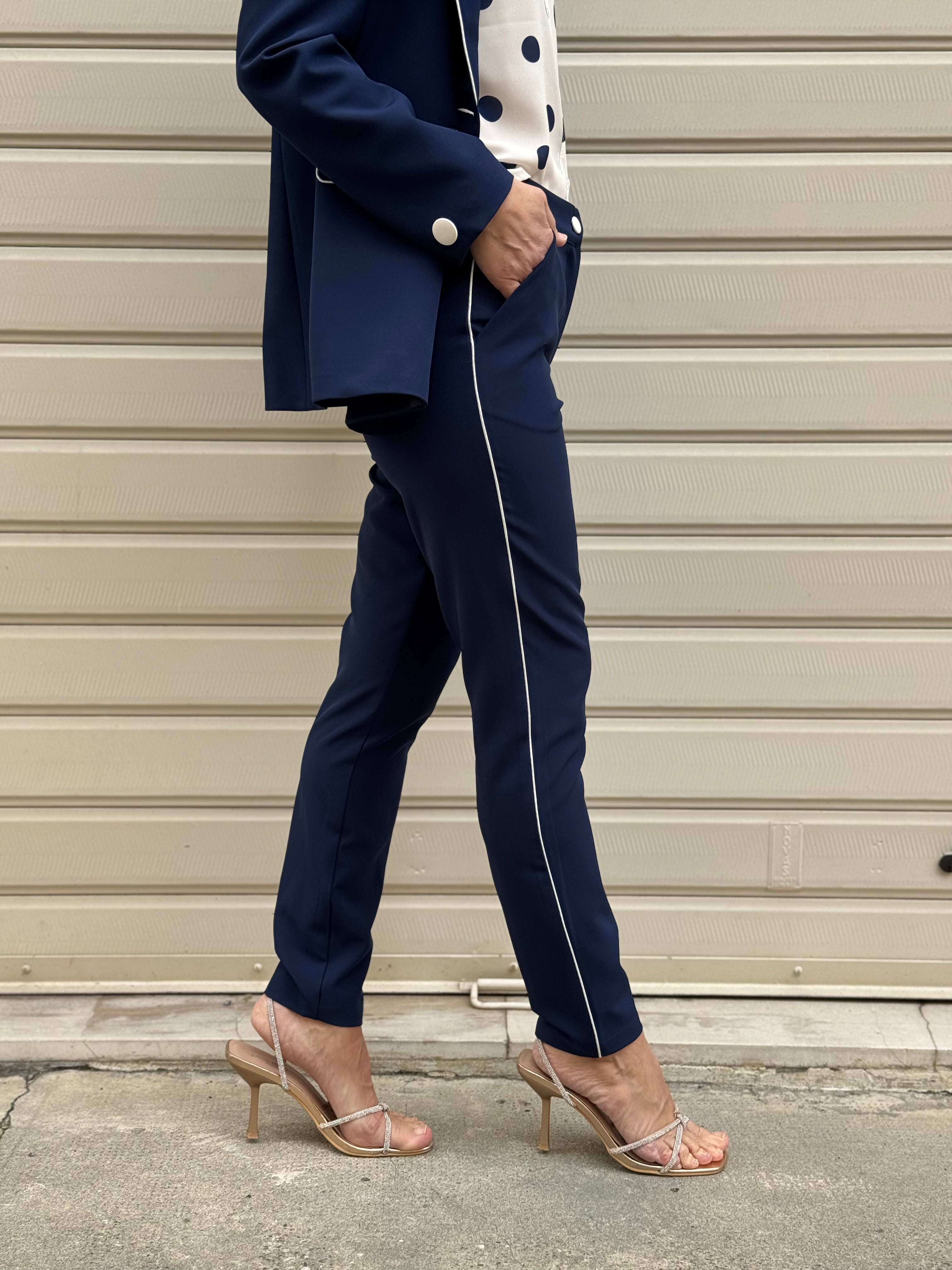 Pantalone sigaretta profili mimì