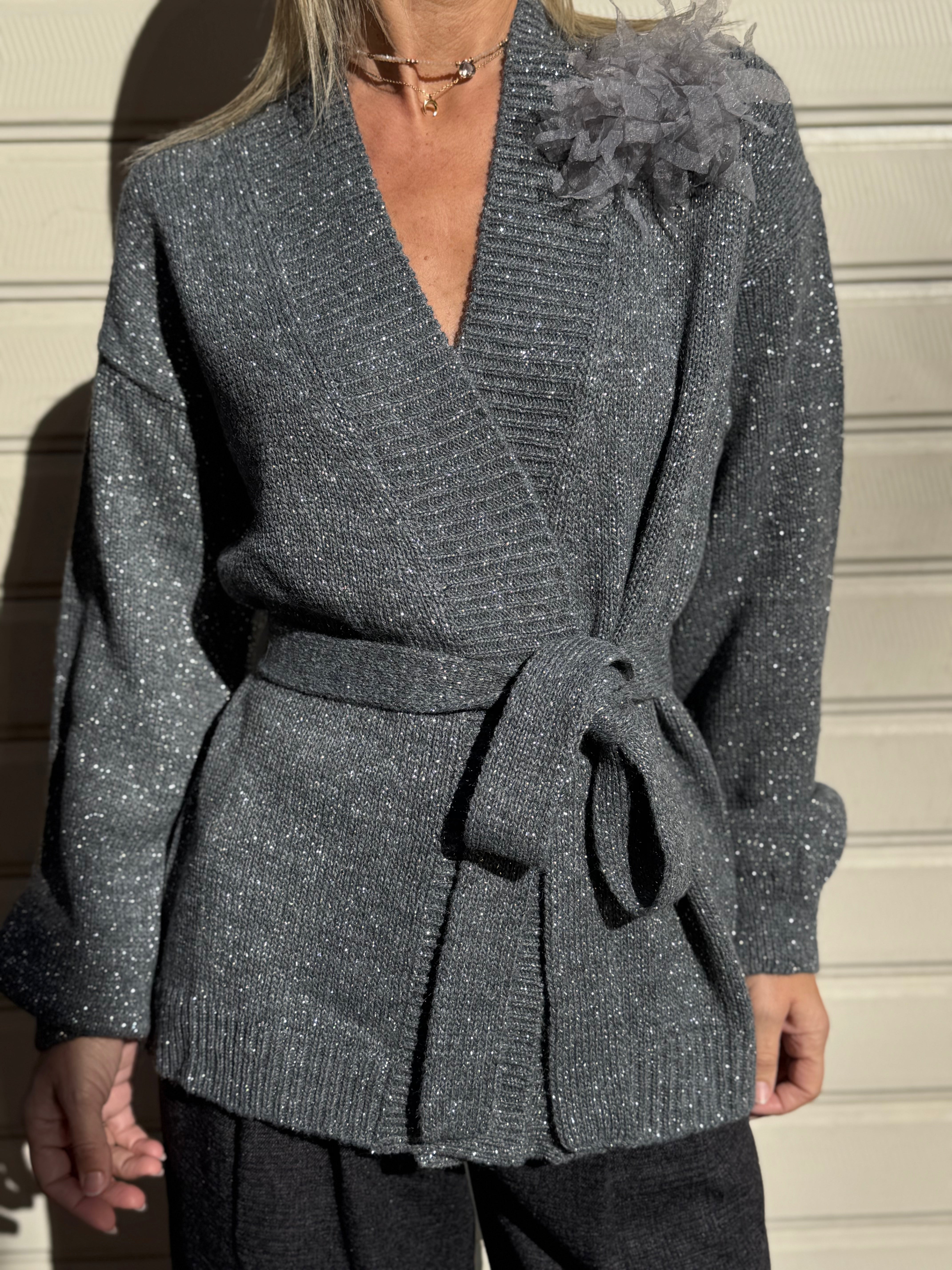 Cardigan spilla kontatto