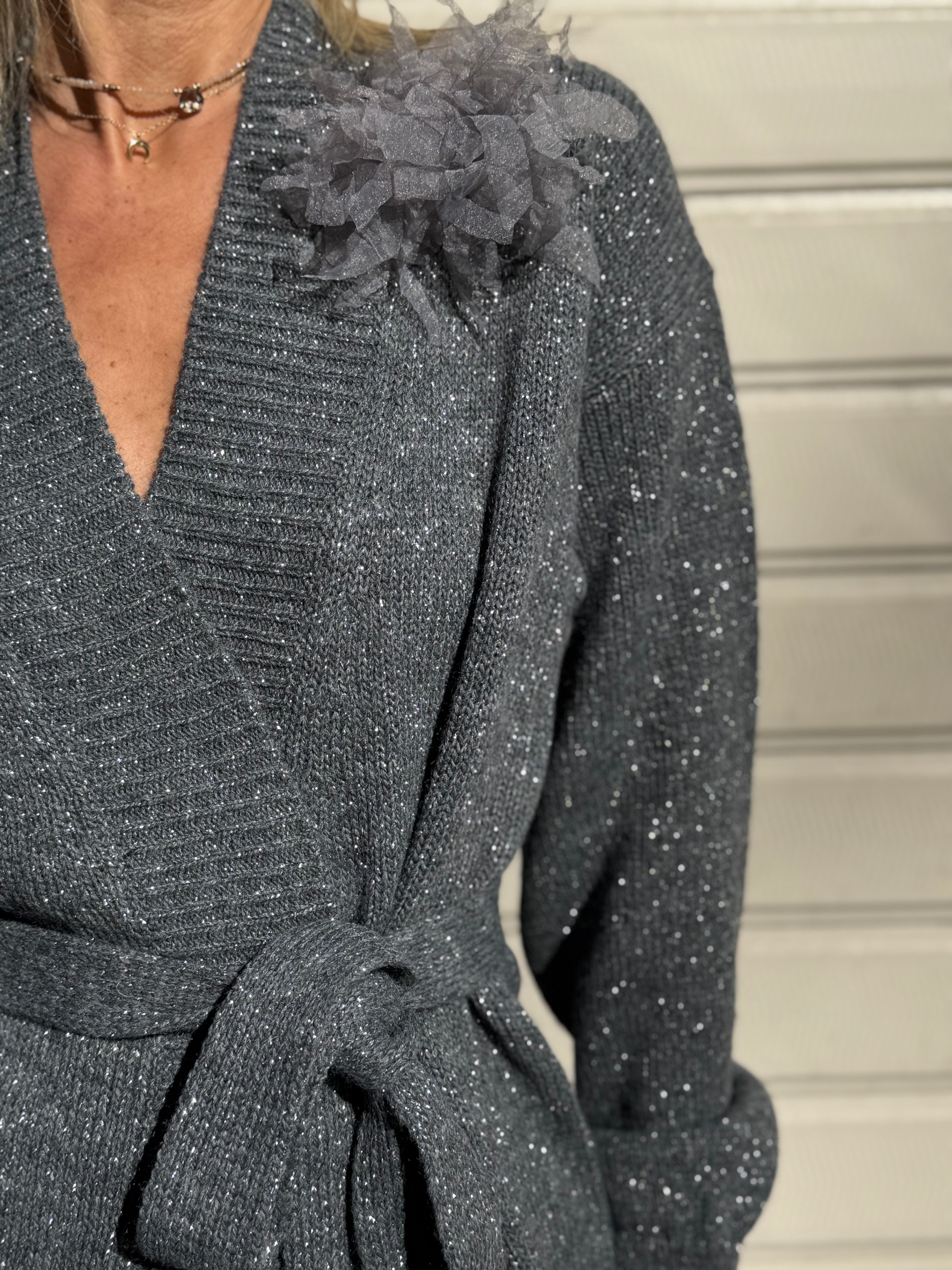 Cardigan spilla kontatto