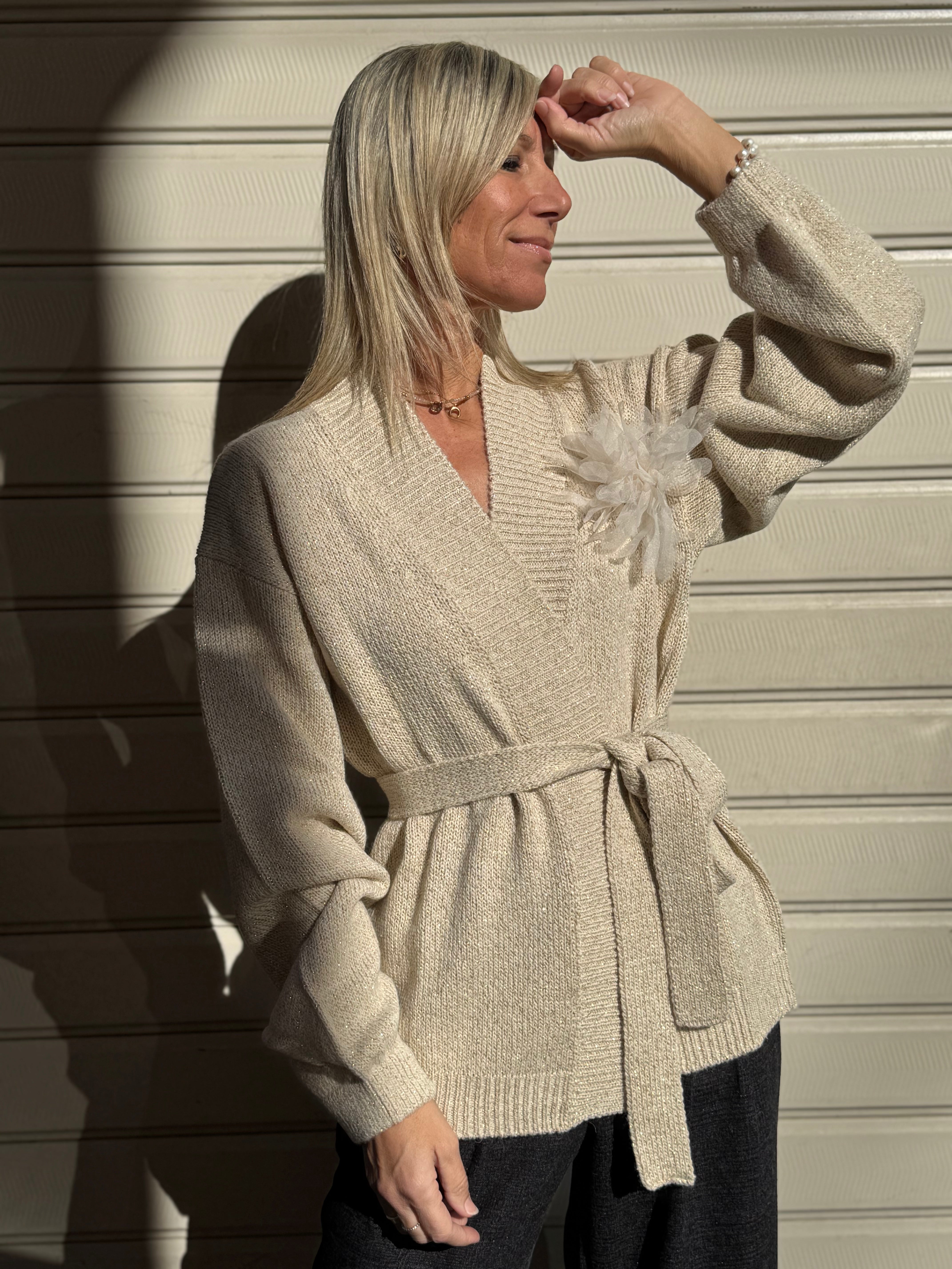 Cardigan spilla kontatto