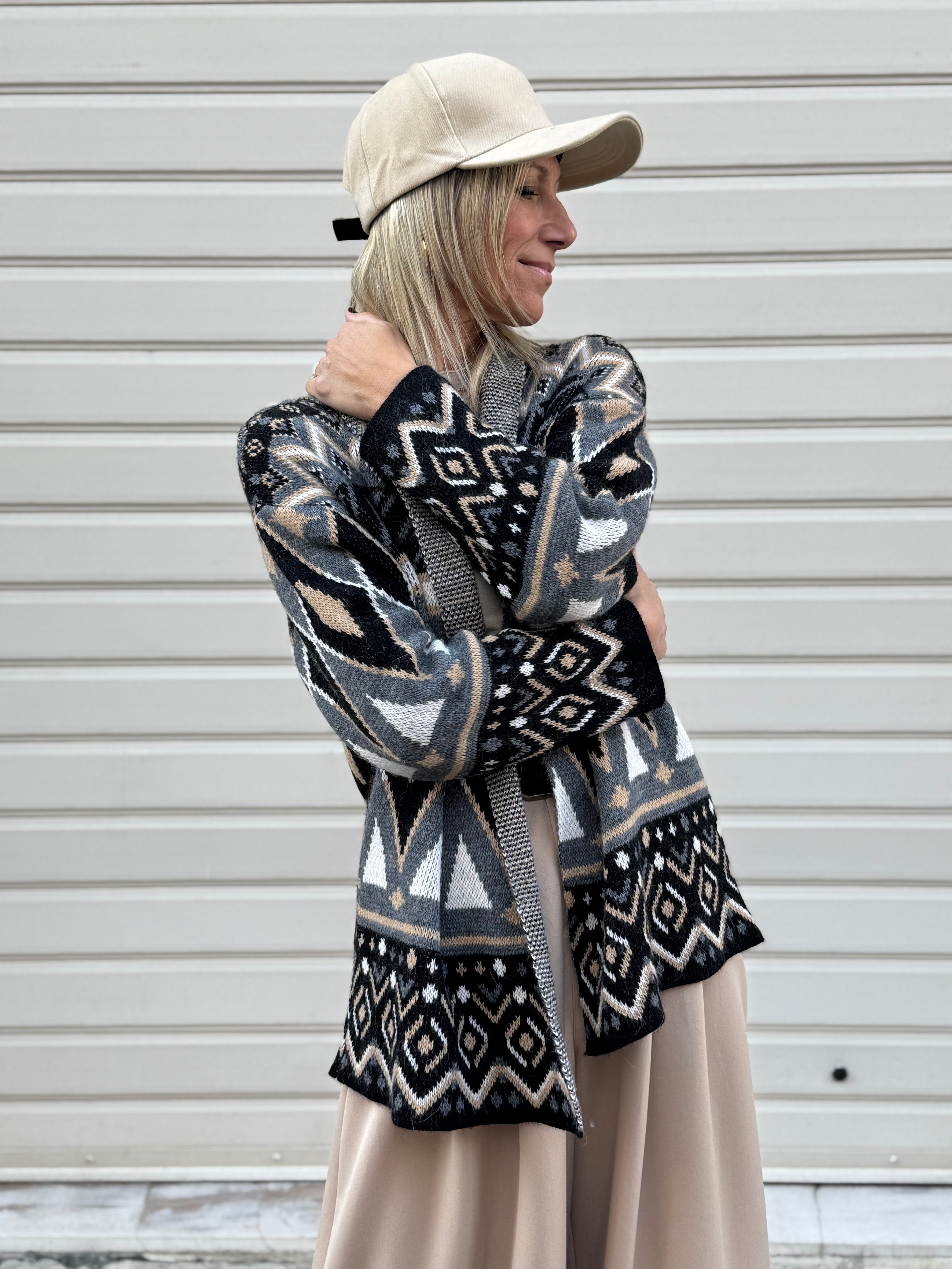 Cardigan disegni adora