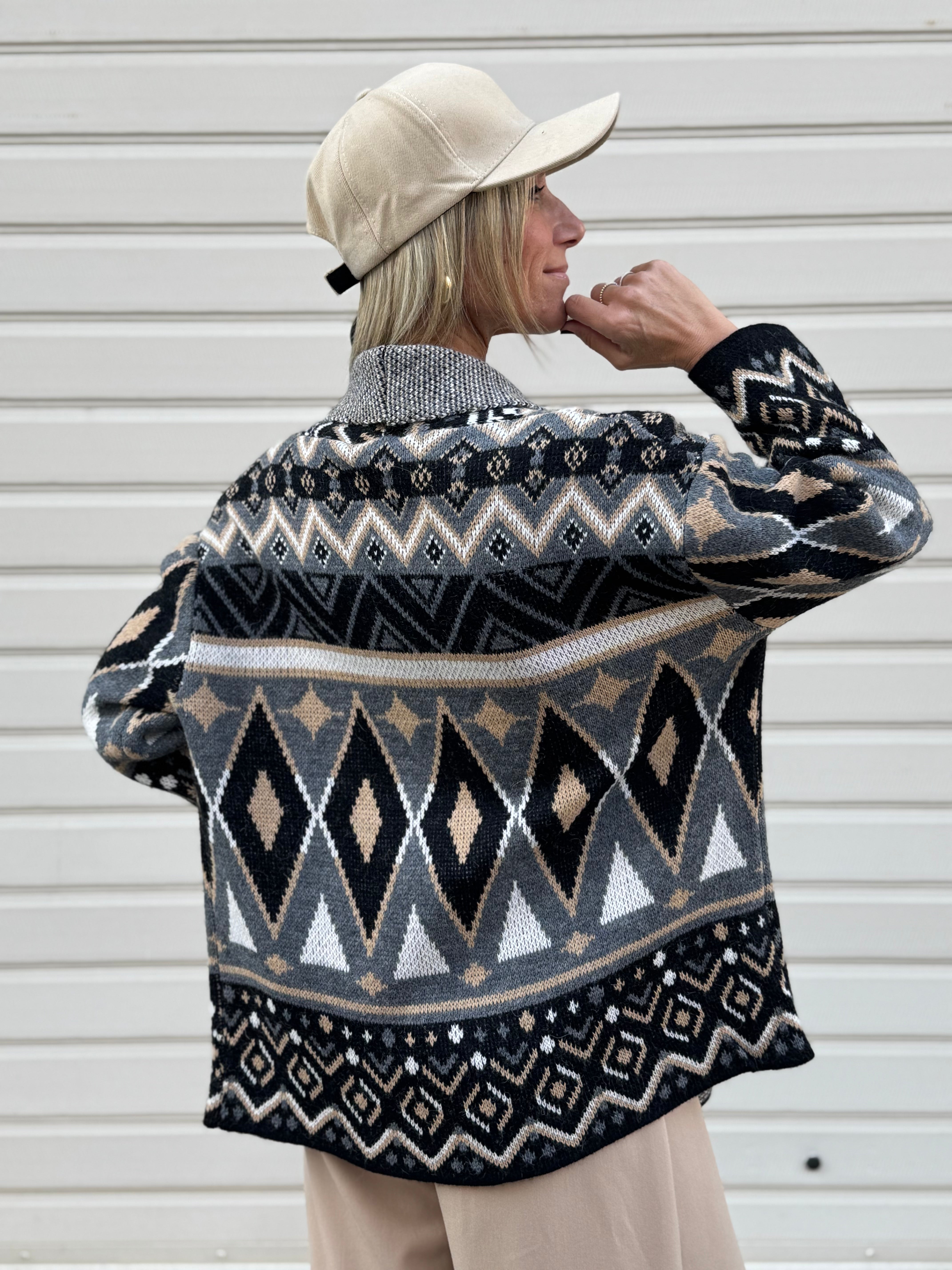 Cardigan disegni adora