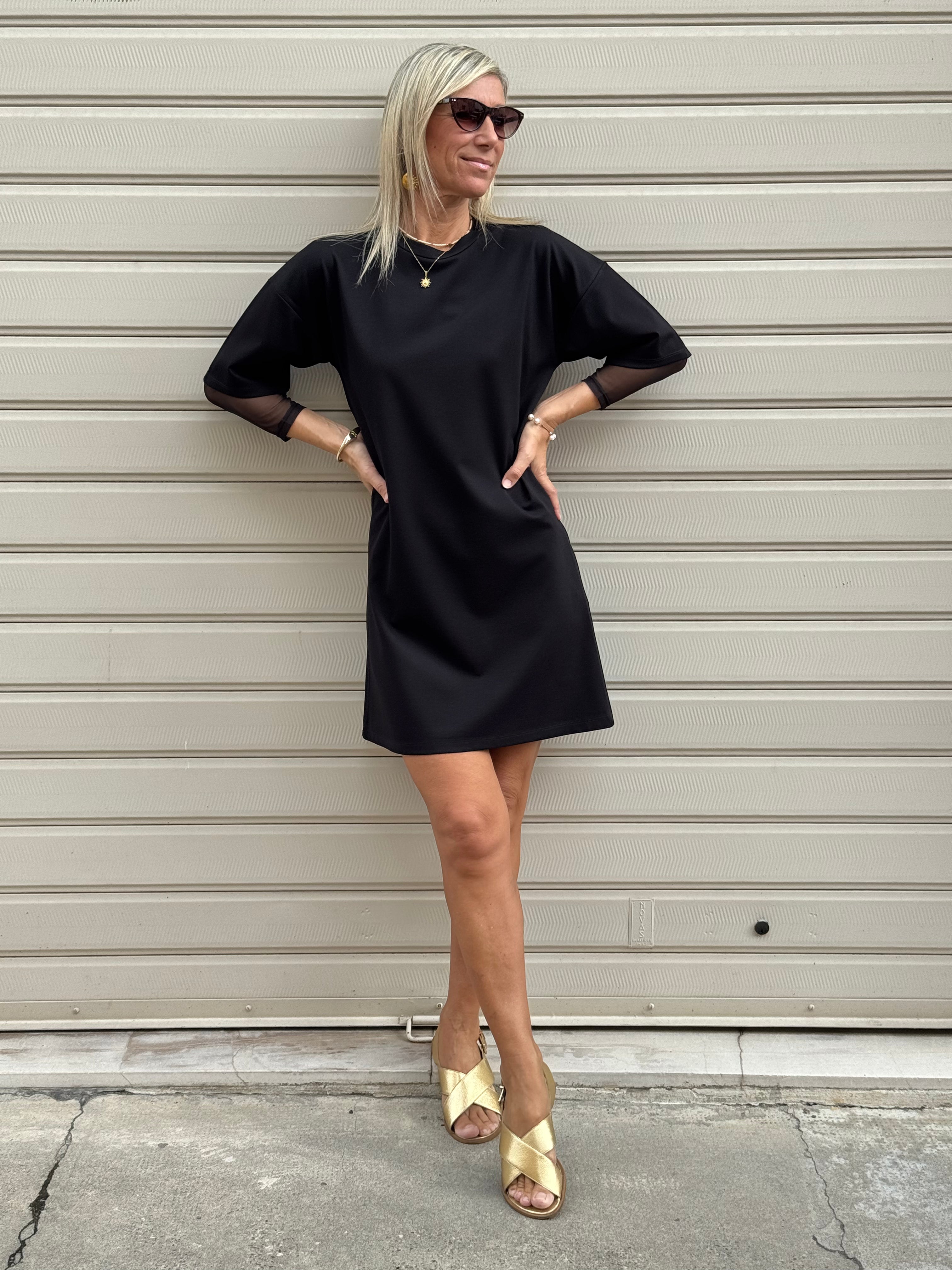 Abito manica tulle nero