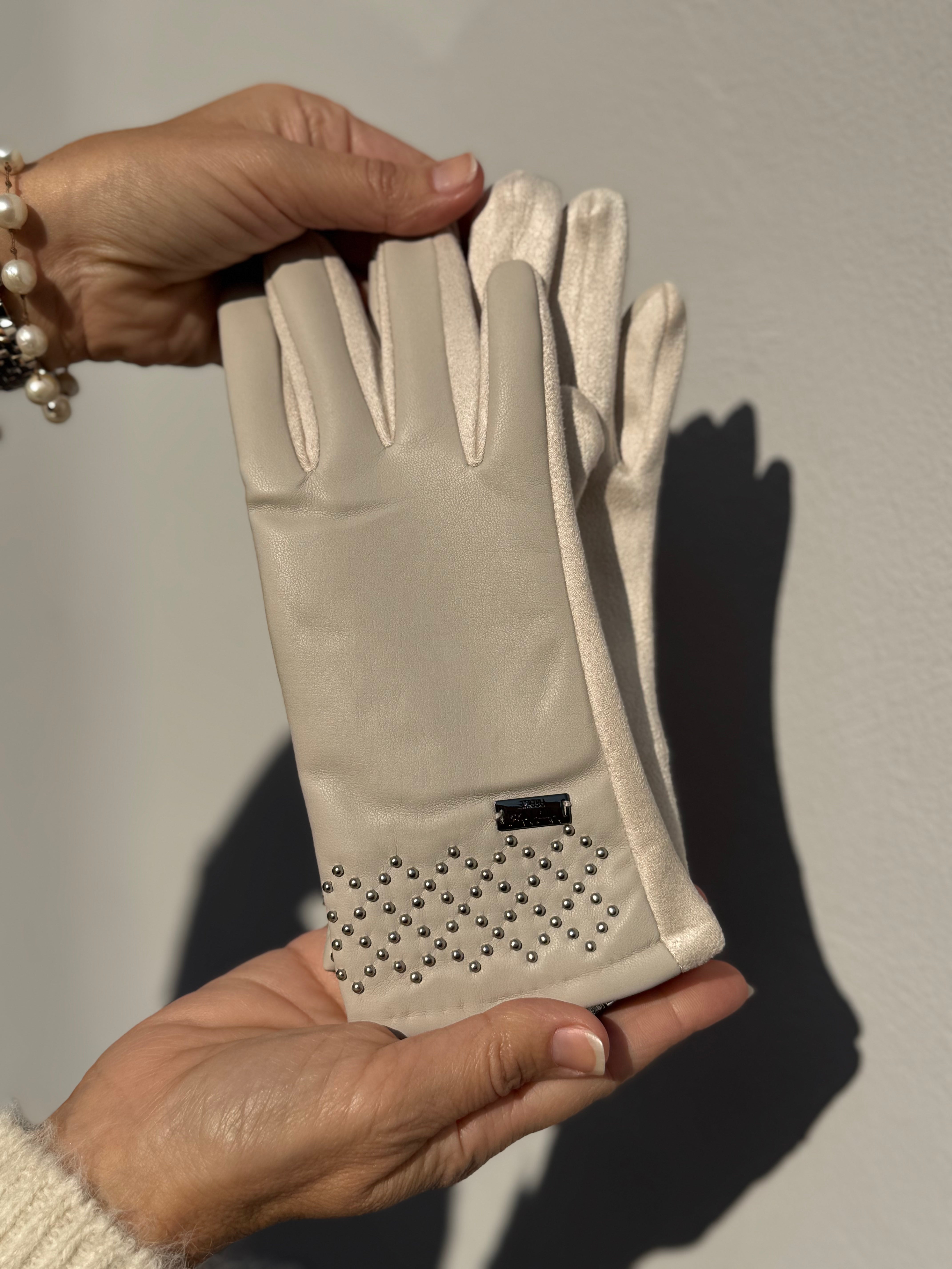 Guanti similpelle borchiette mimì