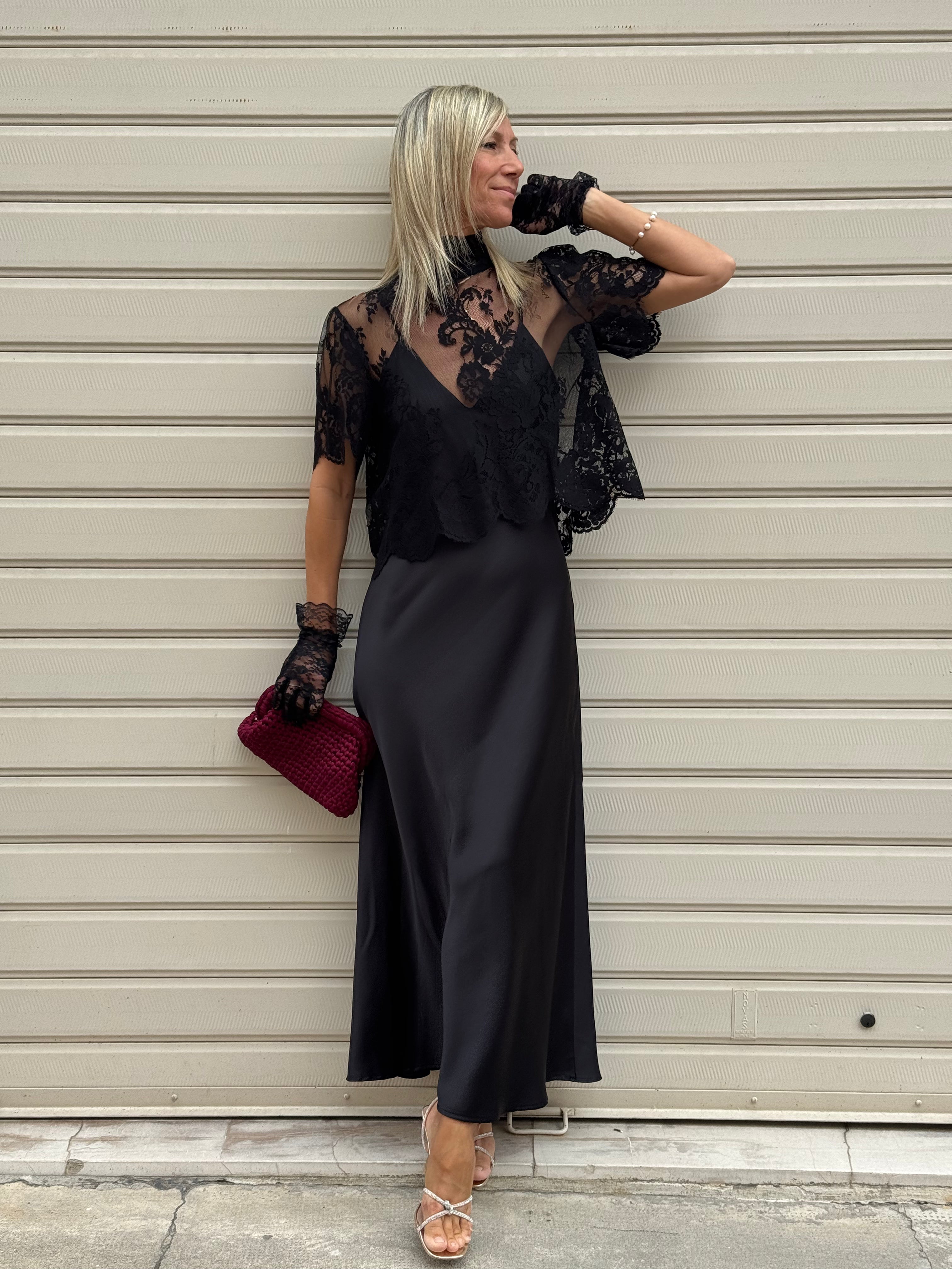 Abito con blusa pizzo