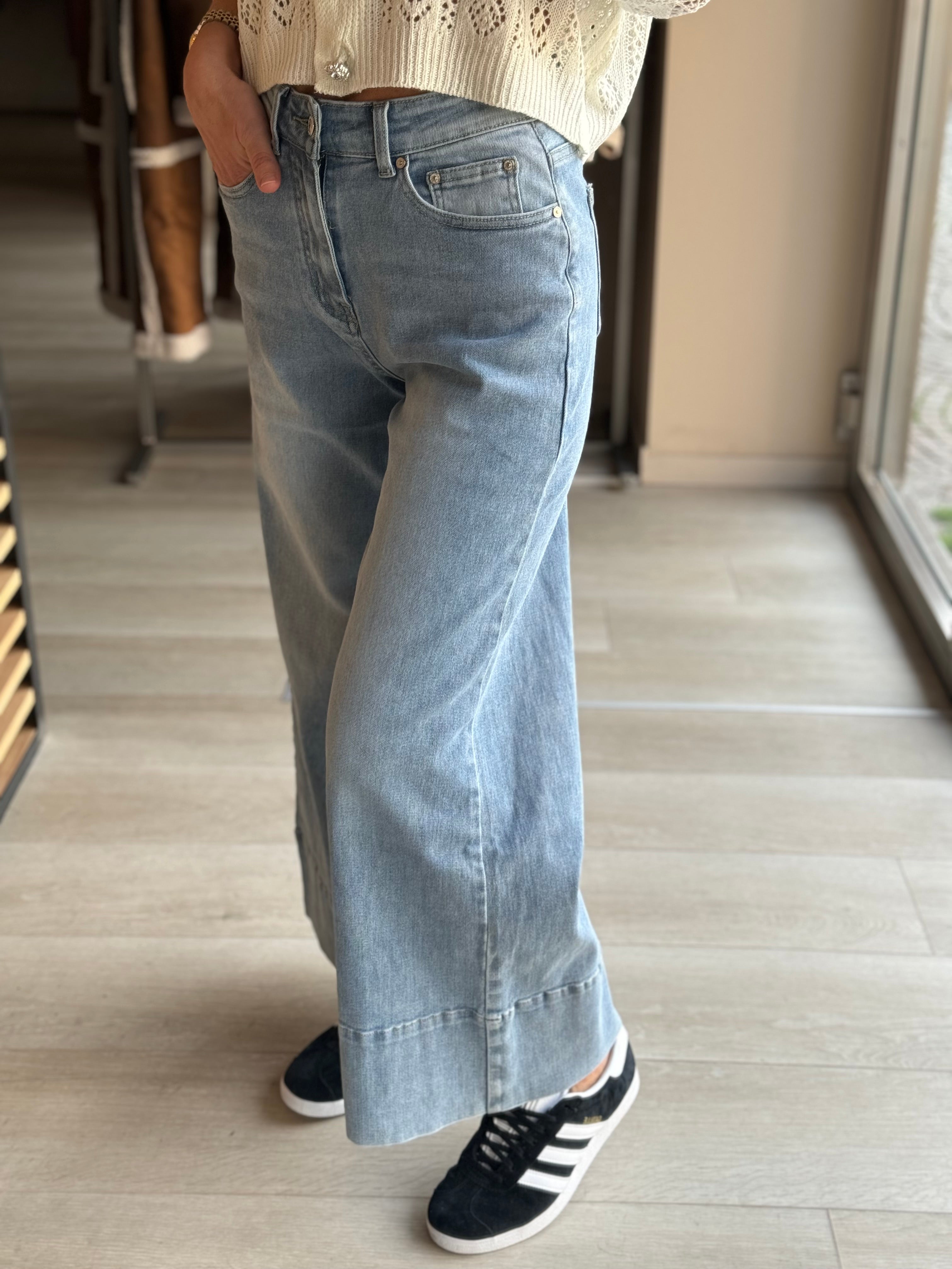 Jeans Elasticizzato Cropped Chiaro