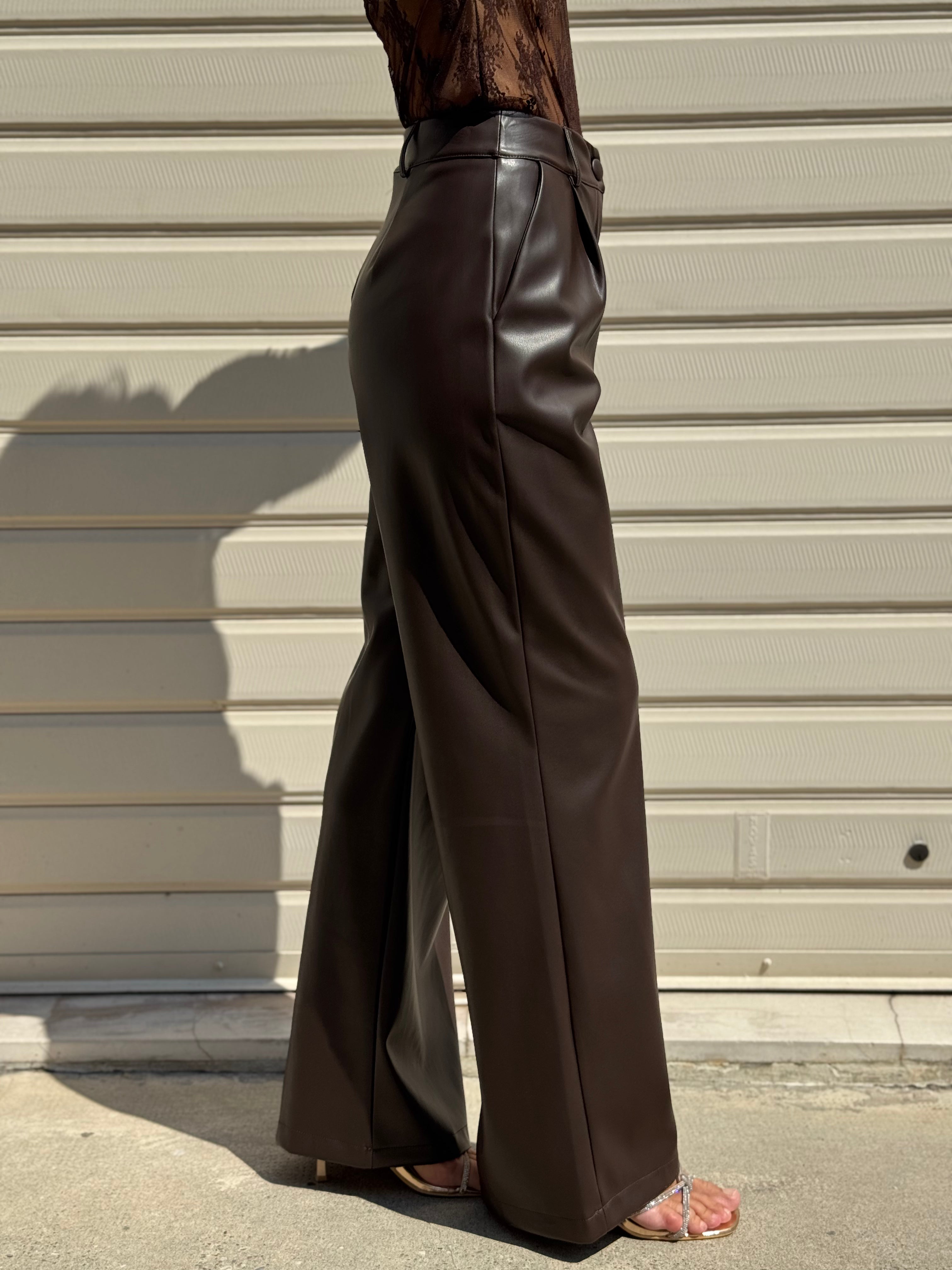 Pantalone ecopelle artigli