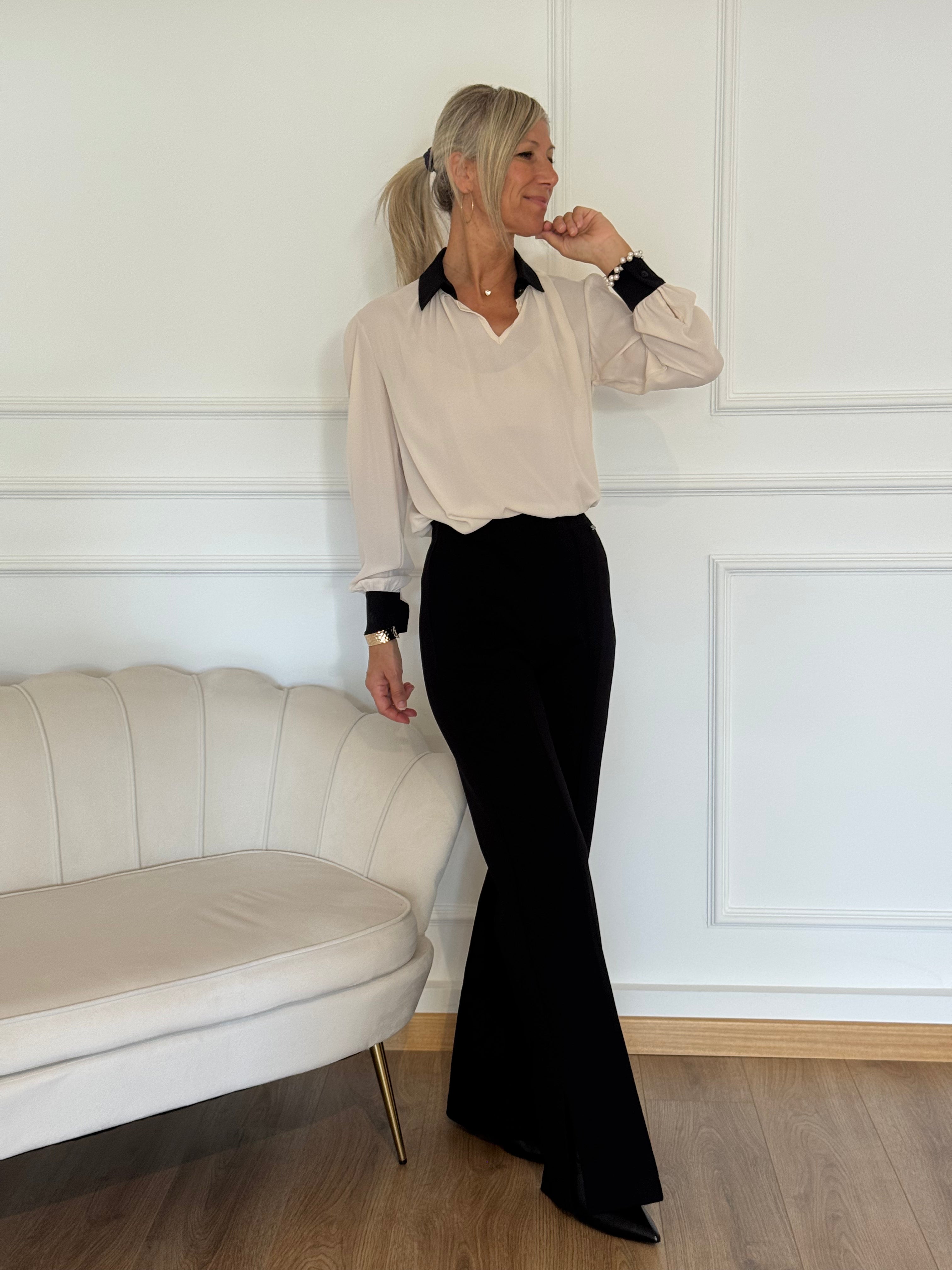 Blusa colletto e polsini a contrasto mimì