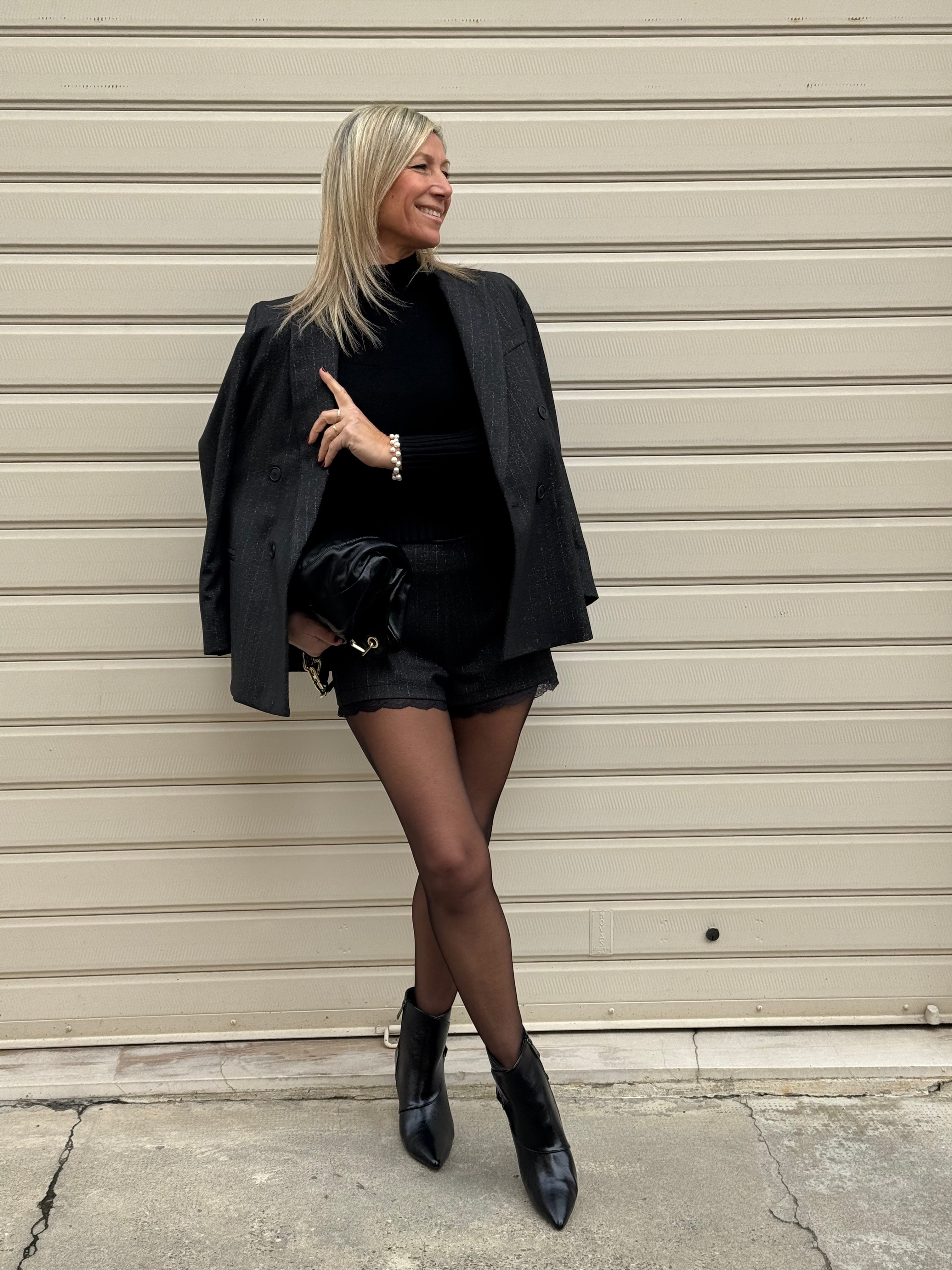 Completo gessato pizzo kontatto