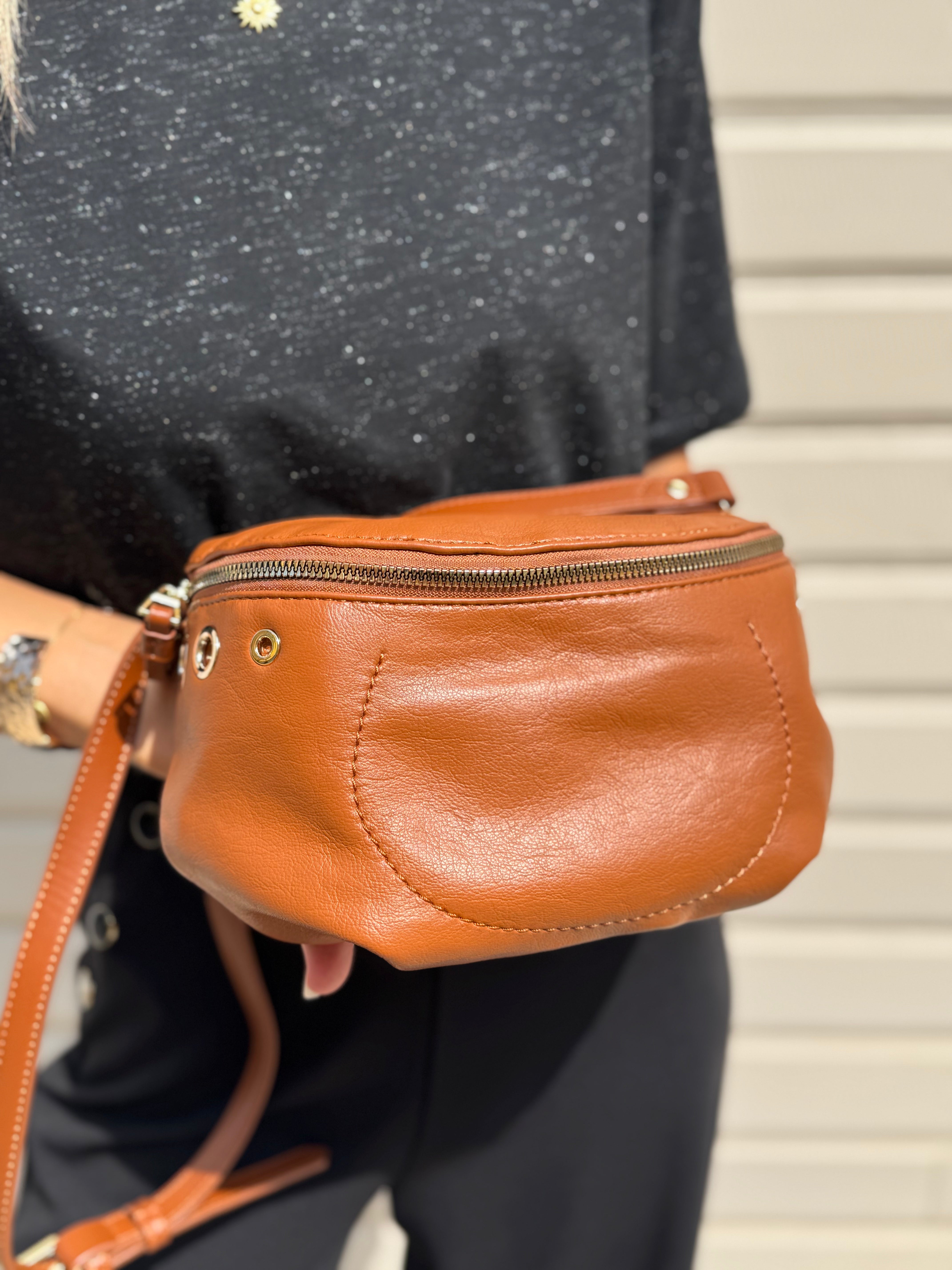 Borsa marsupio con occhielli