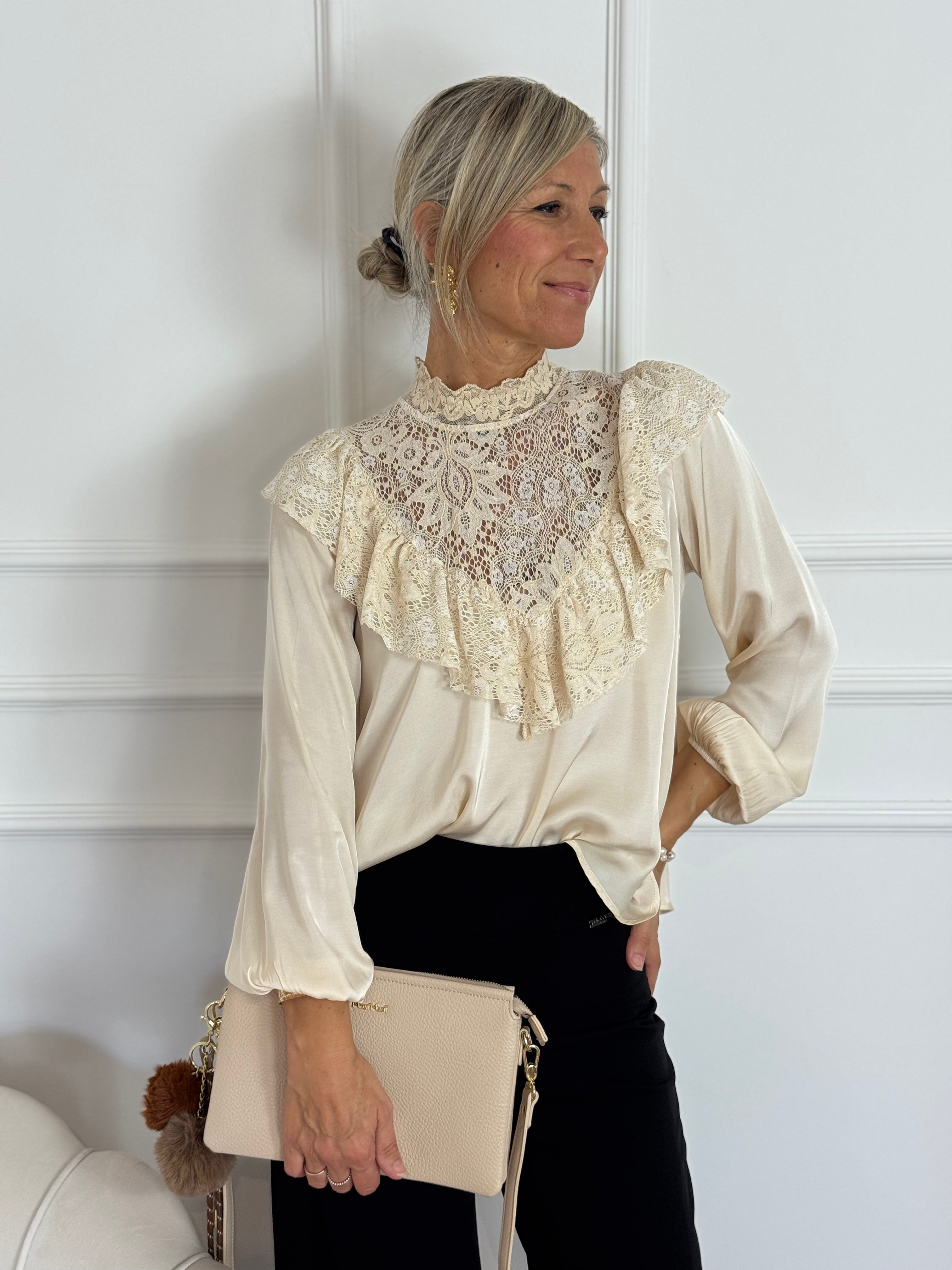 Blusa volant raso pizzo mimì