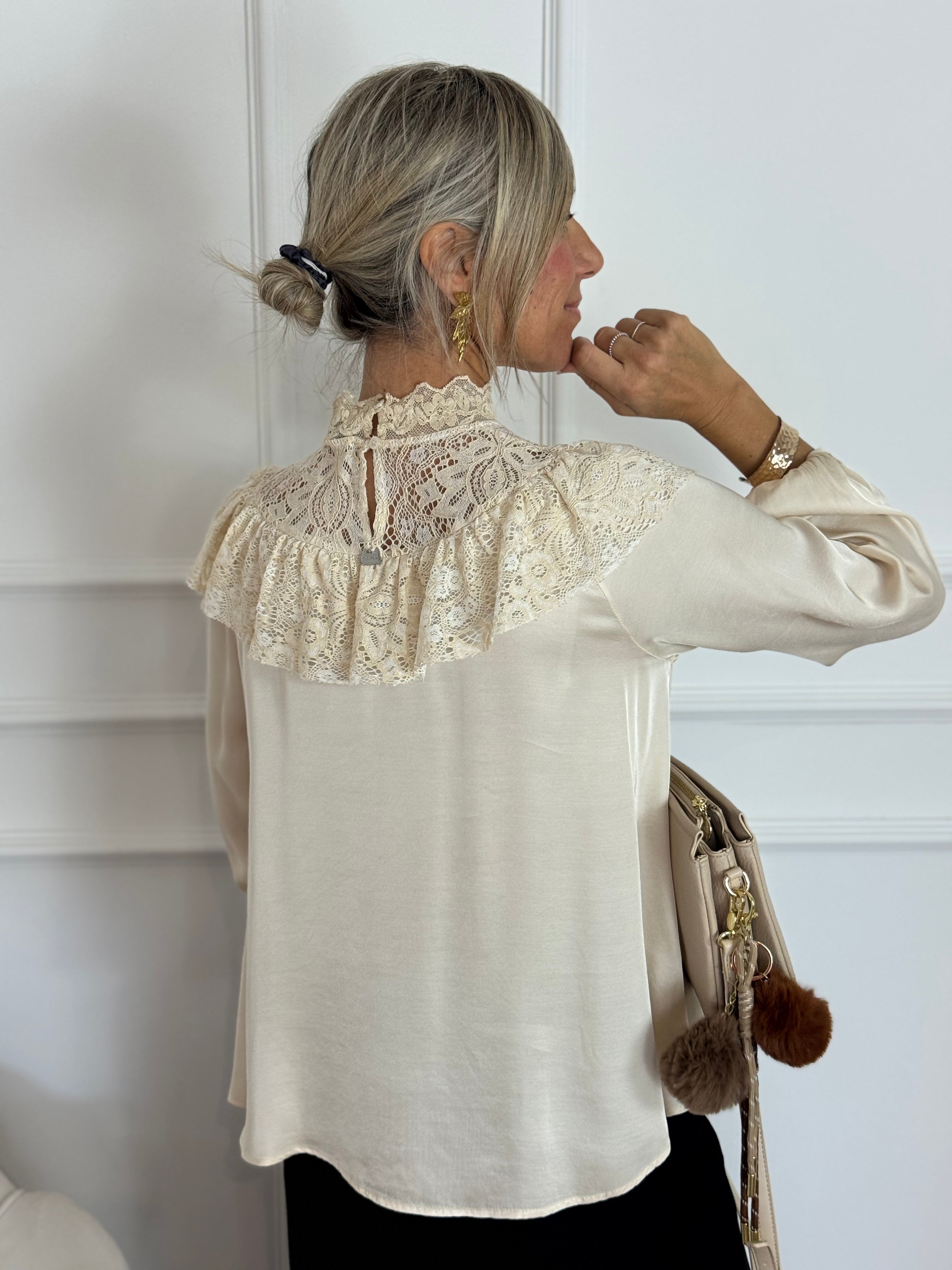 Blusa volant raso pizzo mimì