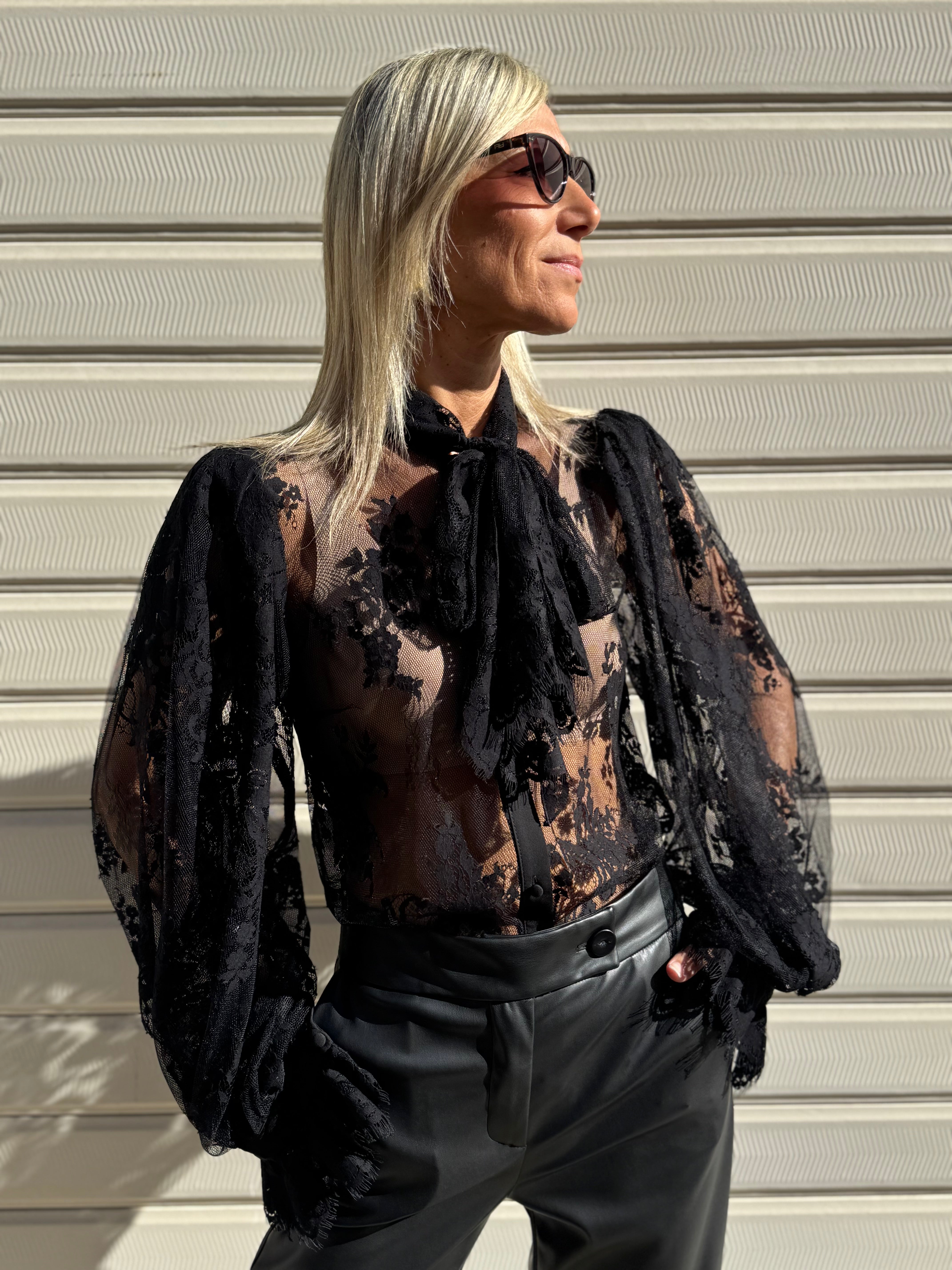 Camicia pizzo fiocco