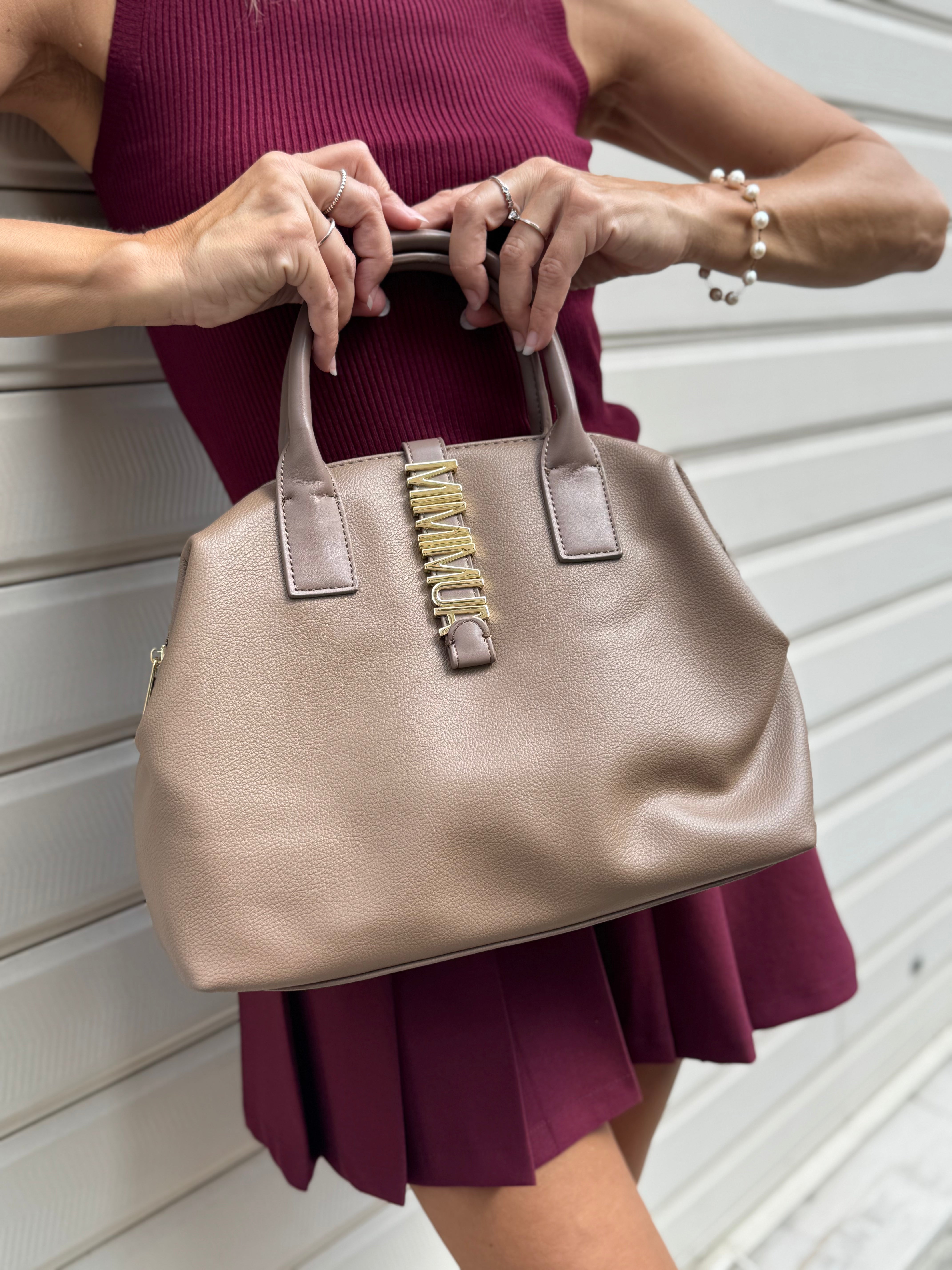 Borsa bauletto con lettere