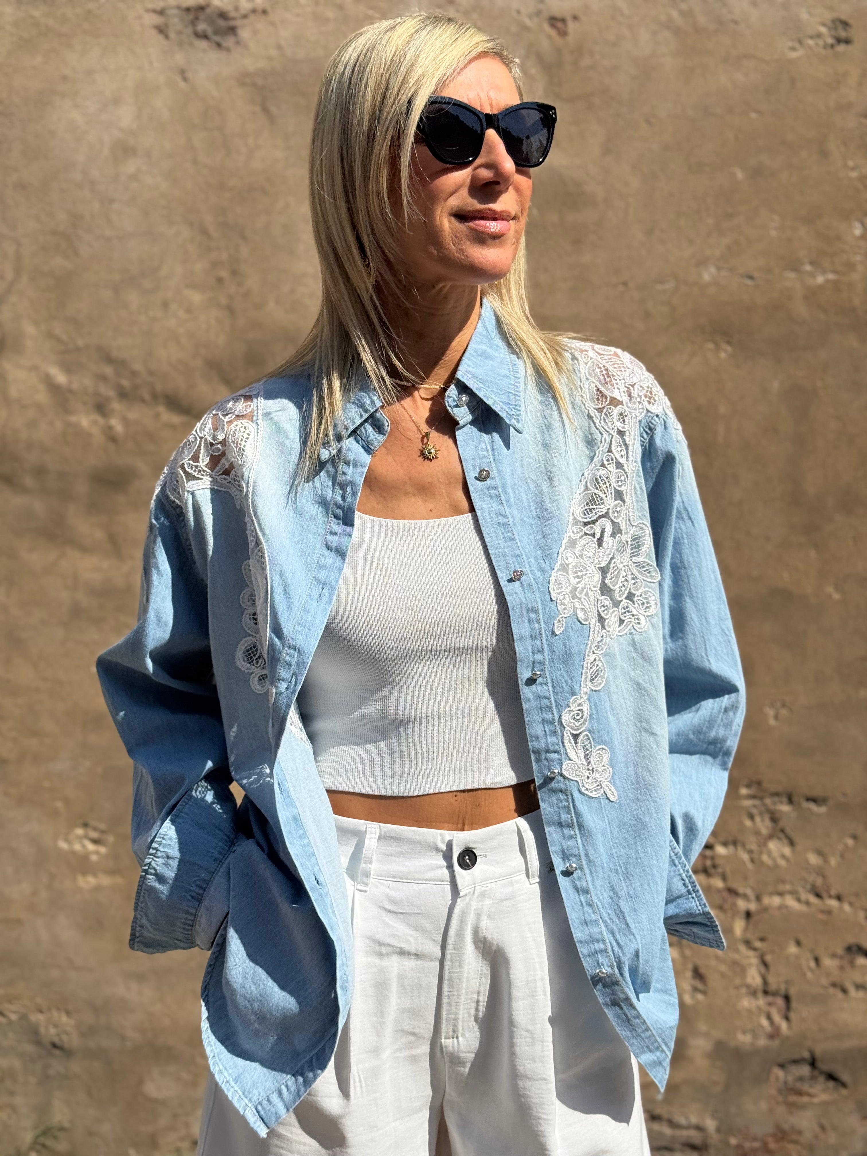 Camicia Jeans Ricamo