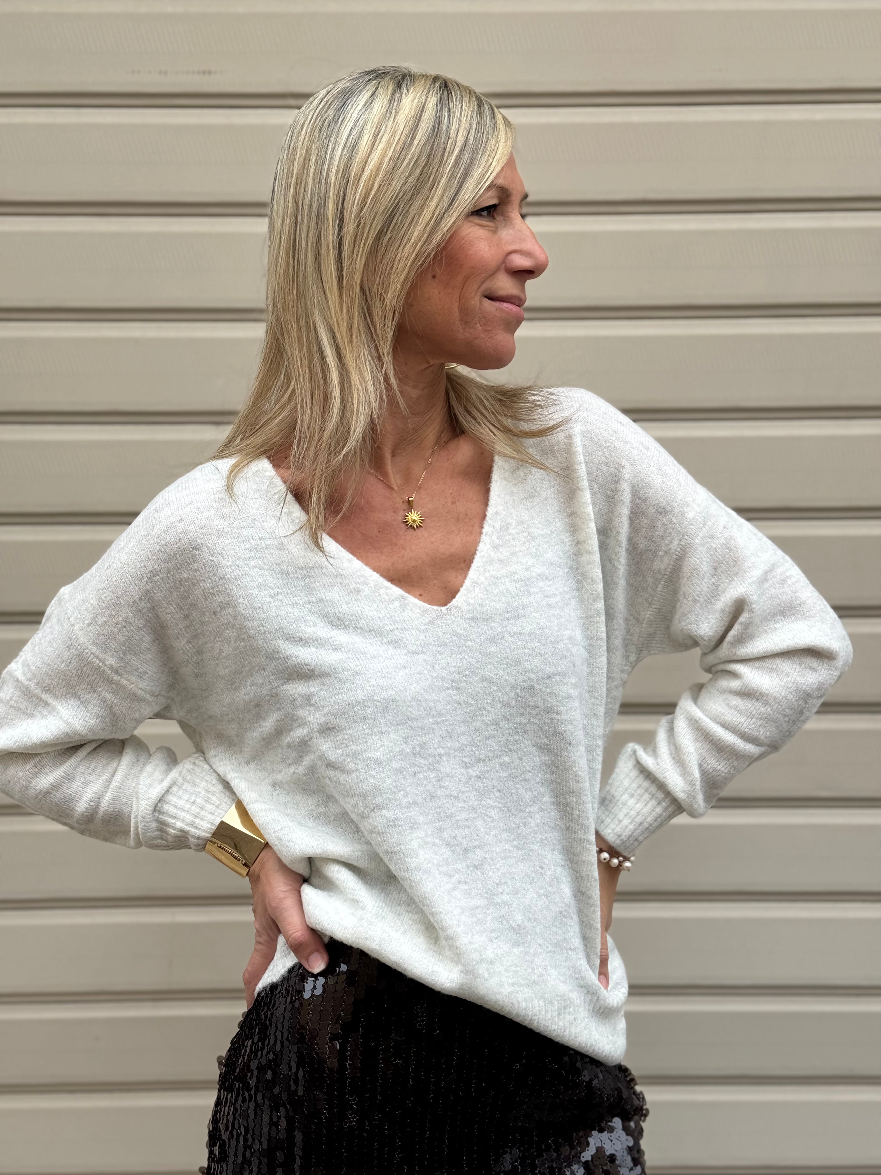 Maglia scollo v pastello 🖍️